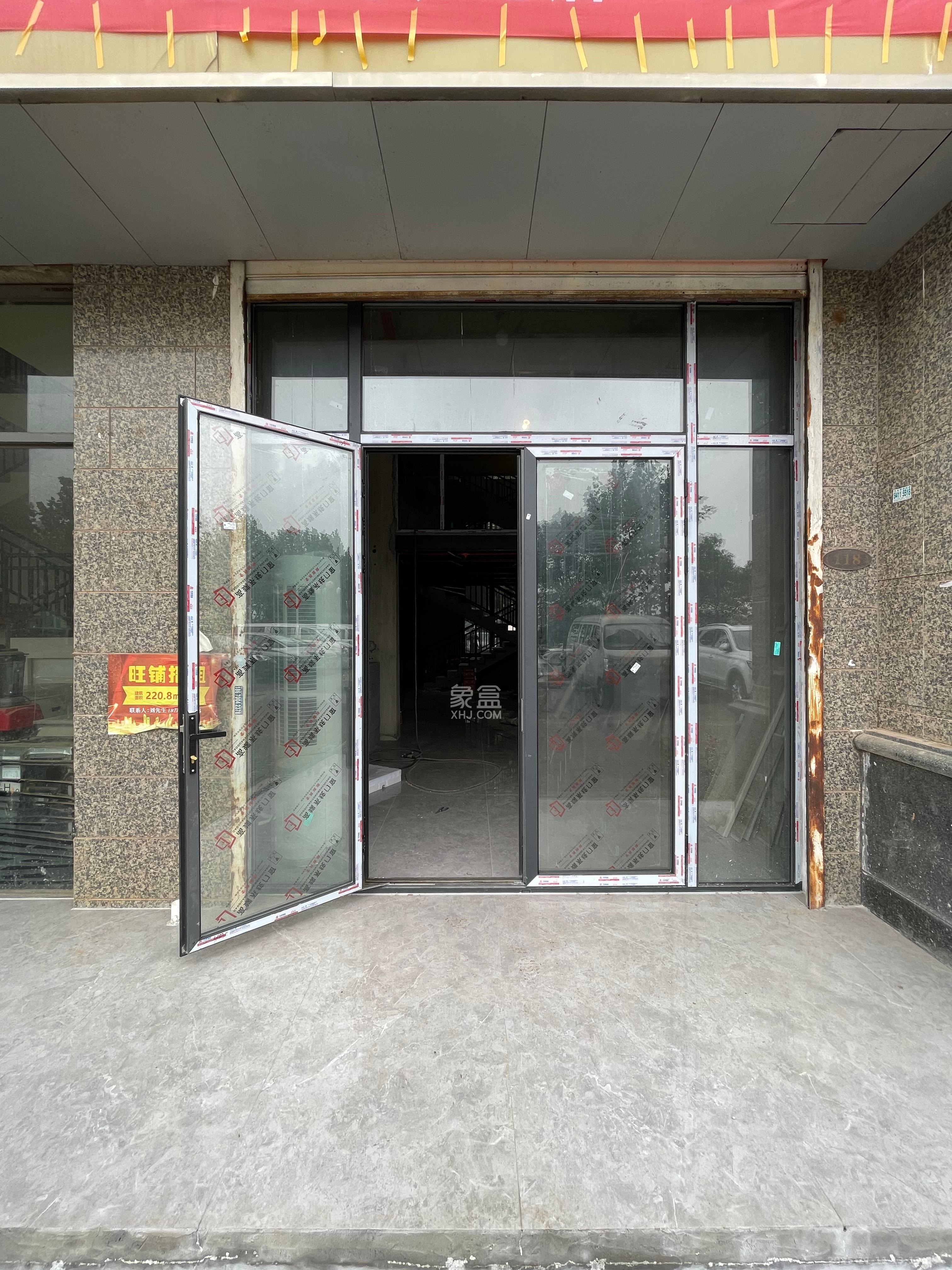 恒大名都   224.0㎡      6000.0元/月