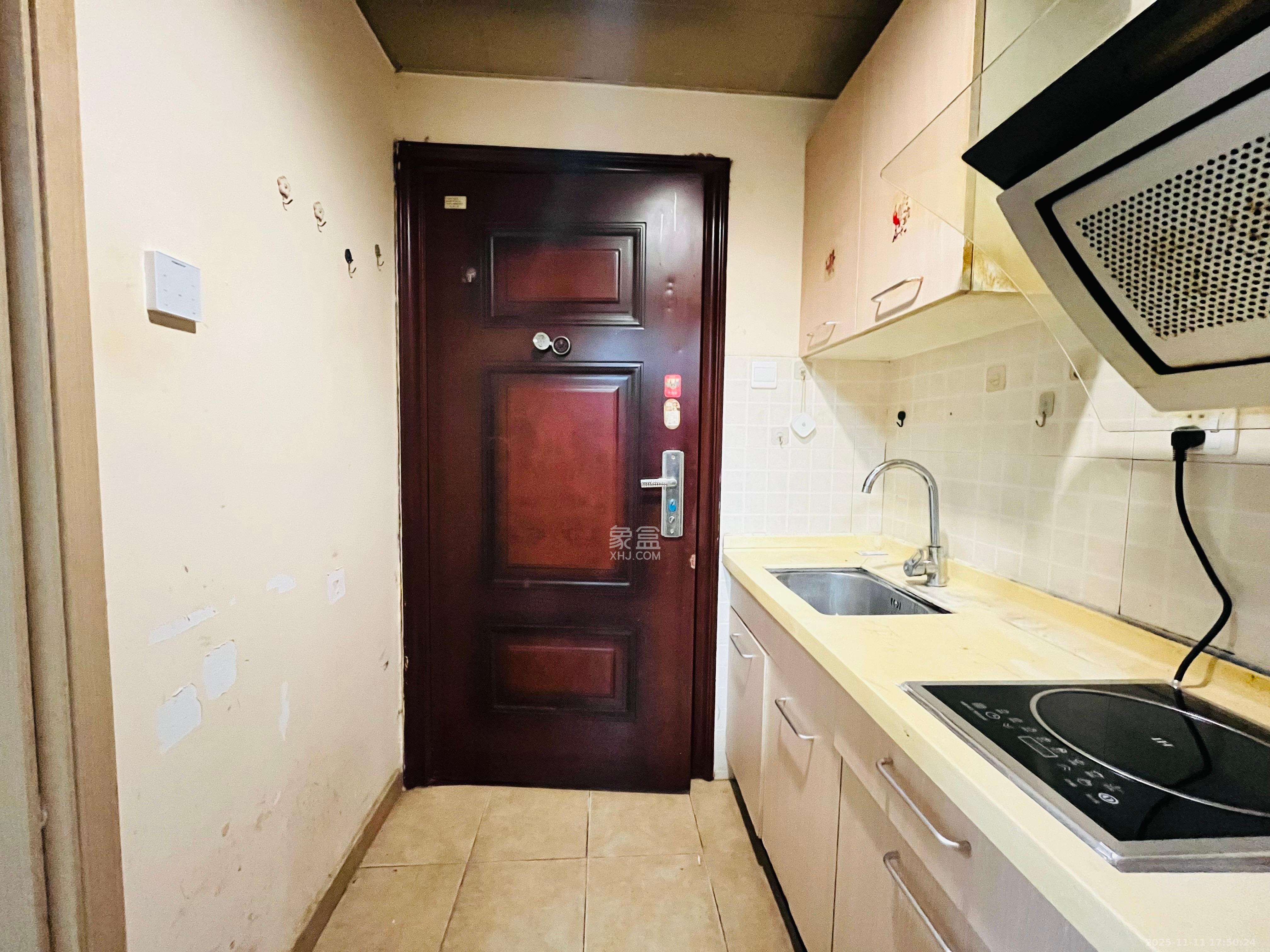 花漾年华（桂花园）  1室1厅1卫    1200.0元/月室内图