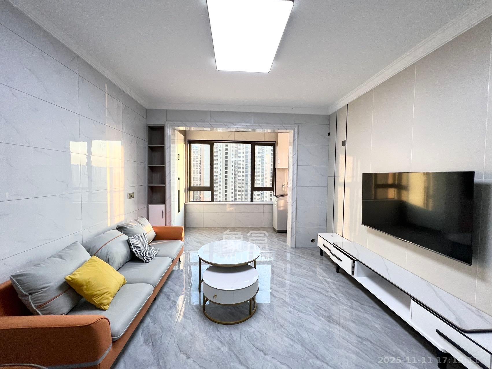 东合新苑 2室2厅1卫 2100.0元/月 东合新苑 2室2厅1卫 2100.0元/月室内图