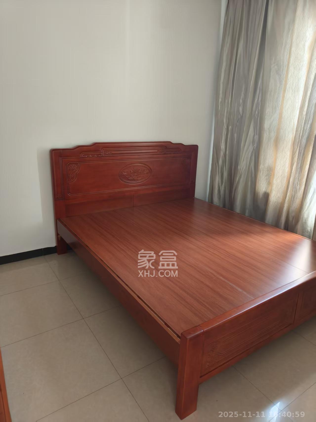 湘江世纪城咏江苑  3室2厅2卫    2200.0元/月室内图