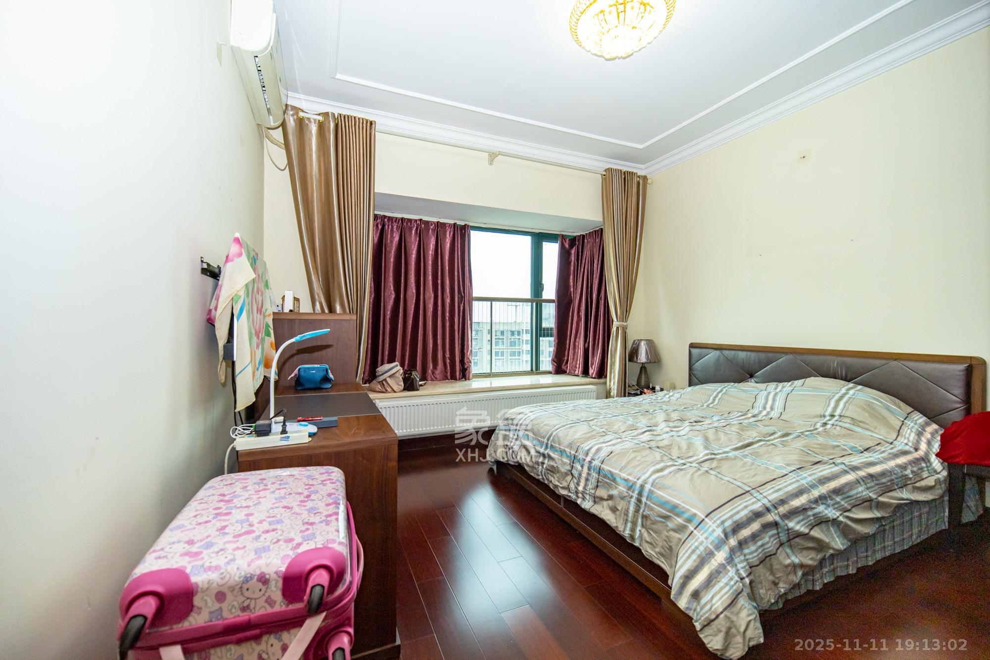 恒大雅苑  3室2厅2卫    103.0万卧室