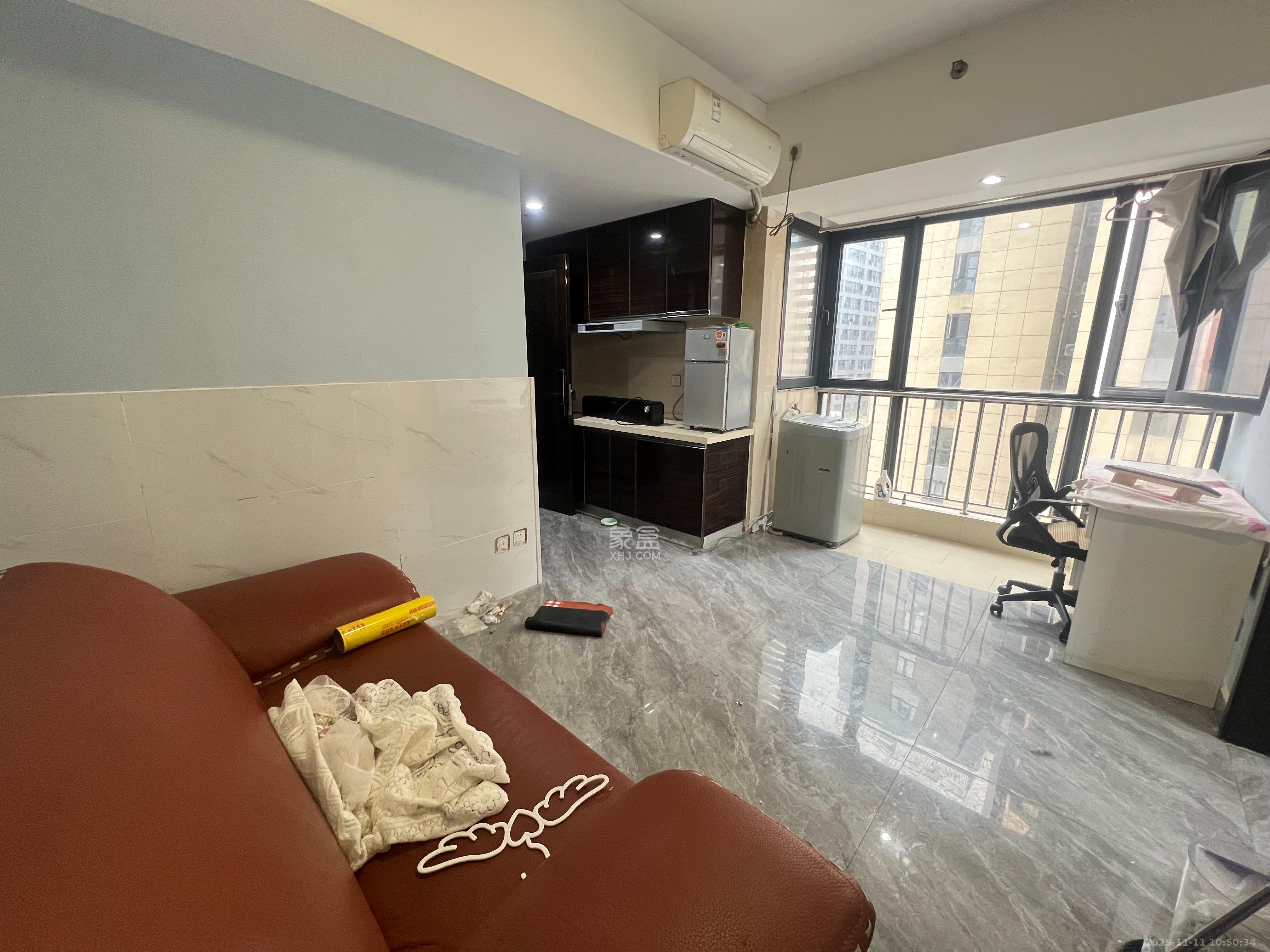 德思勤城市广场(宝格丽公寓) 1室1厅1卫 1900.0元/月 德思勤城市广场(宝格丽公寓) 1室1厅1卫 1900.0元/月室内图