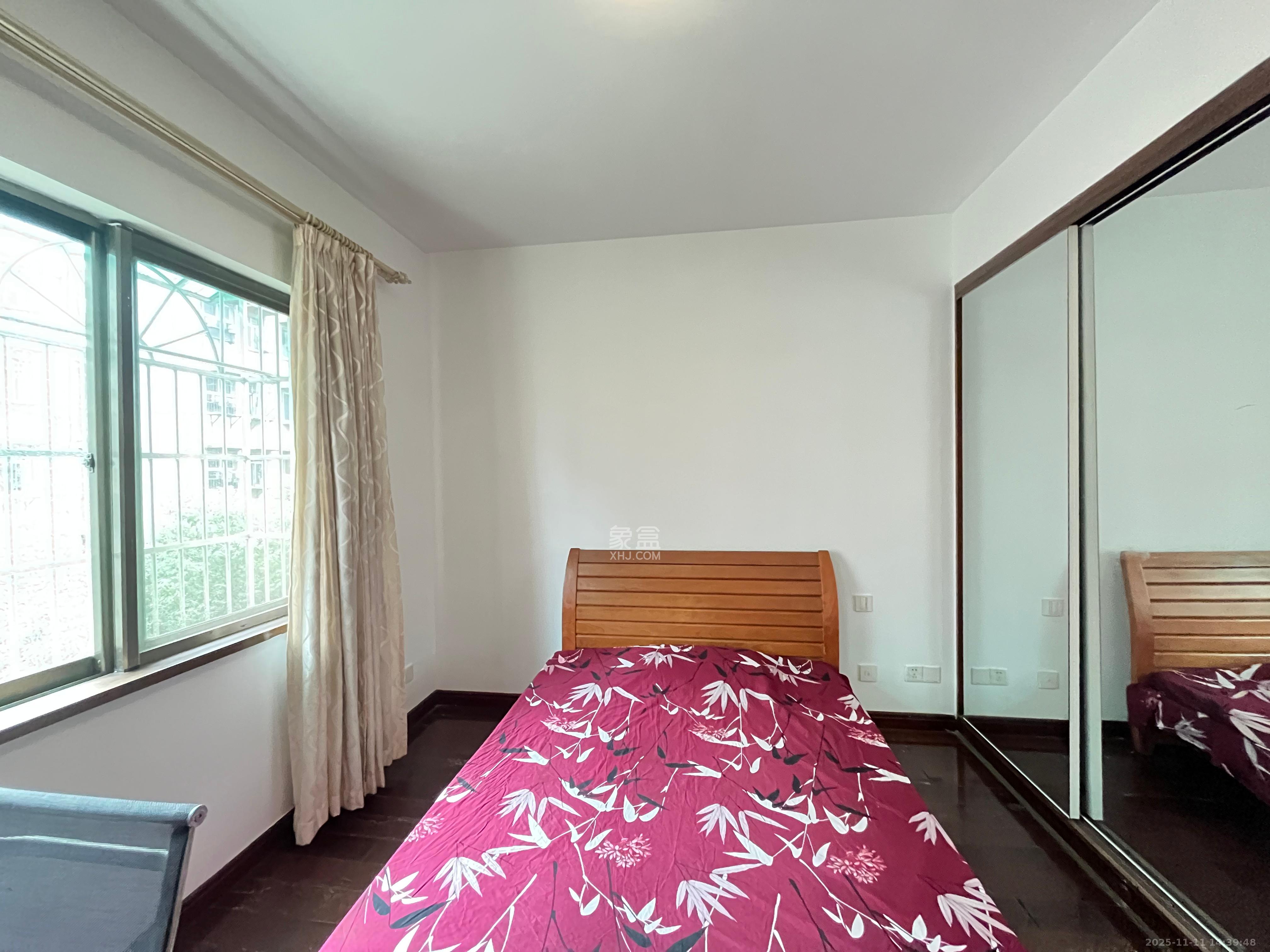 长沙市邮政宿舍（古汉邮局宿舍）  4室2厅2卫    2700.0元/月室内图