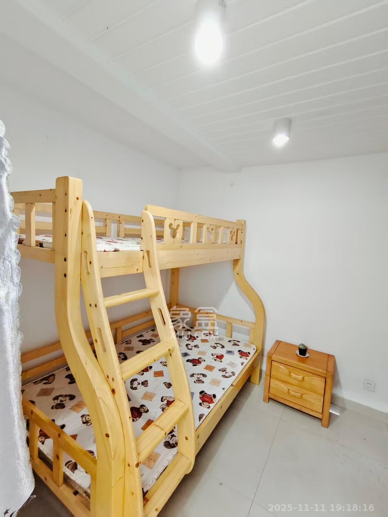 凯乐国际城  2室2厅1卫    2200.0元/月室内图