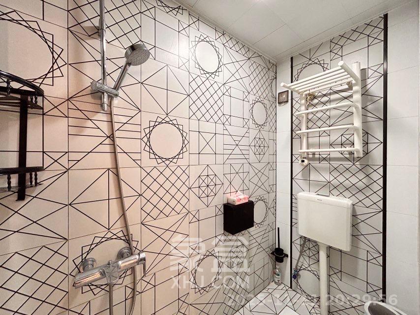 荣悦台  1室1厅1卫    2900.0元/月室内图