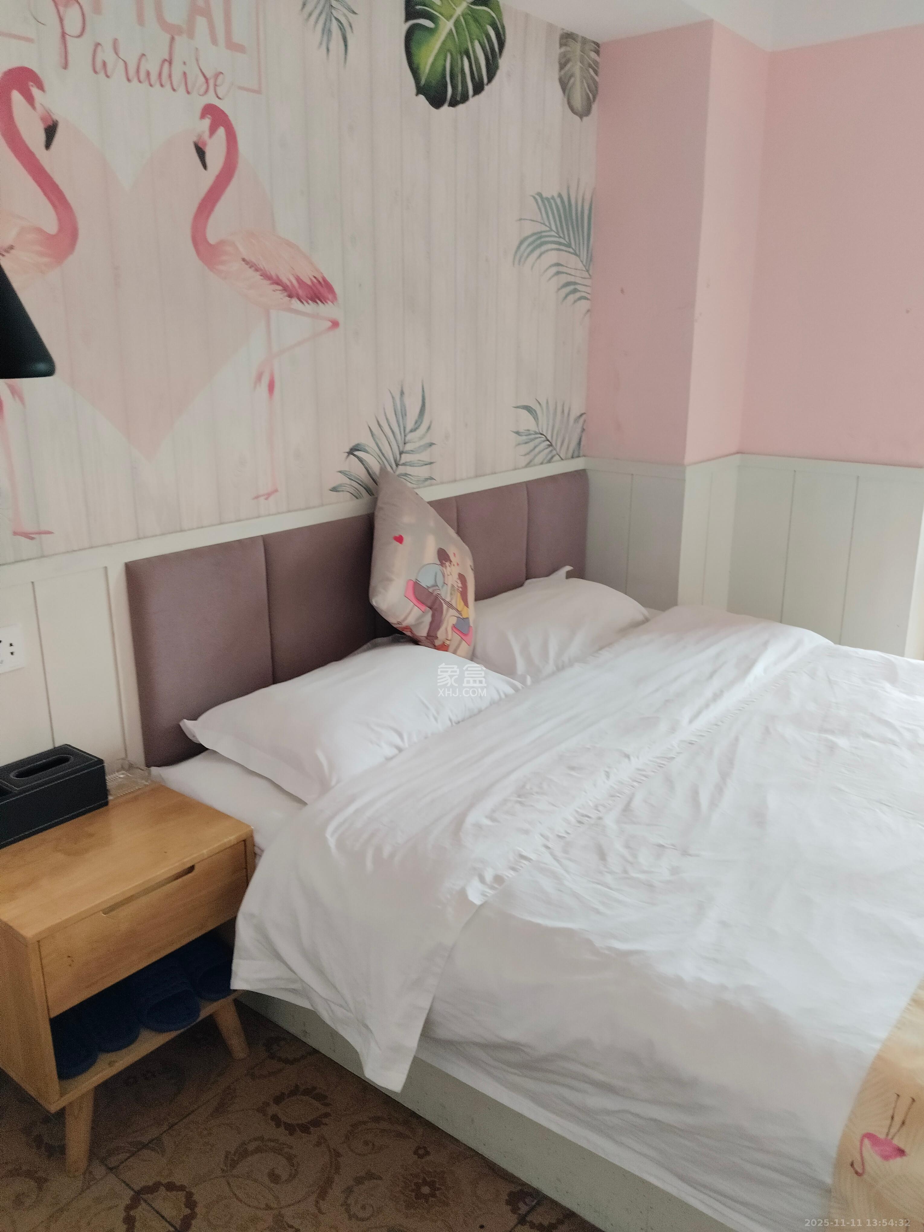 城市生活家  1室0厅0卫    8000.0元/月室内图