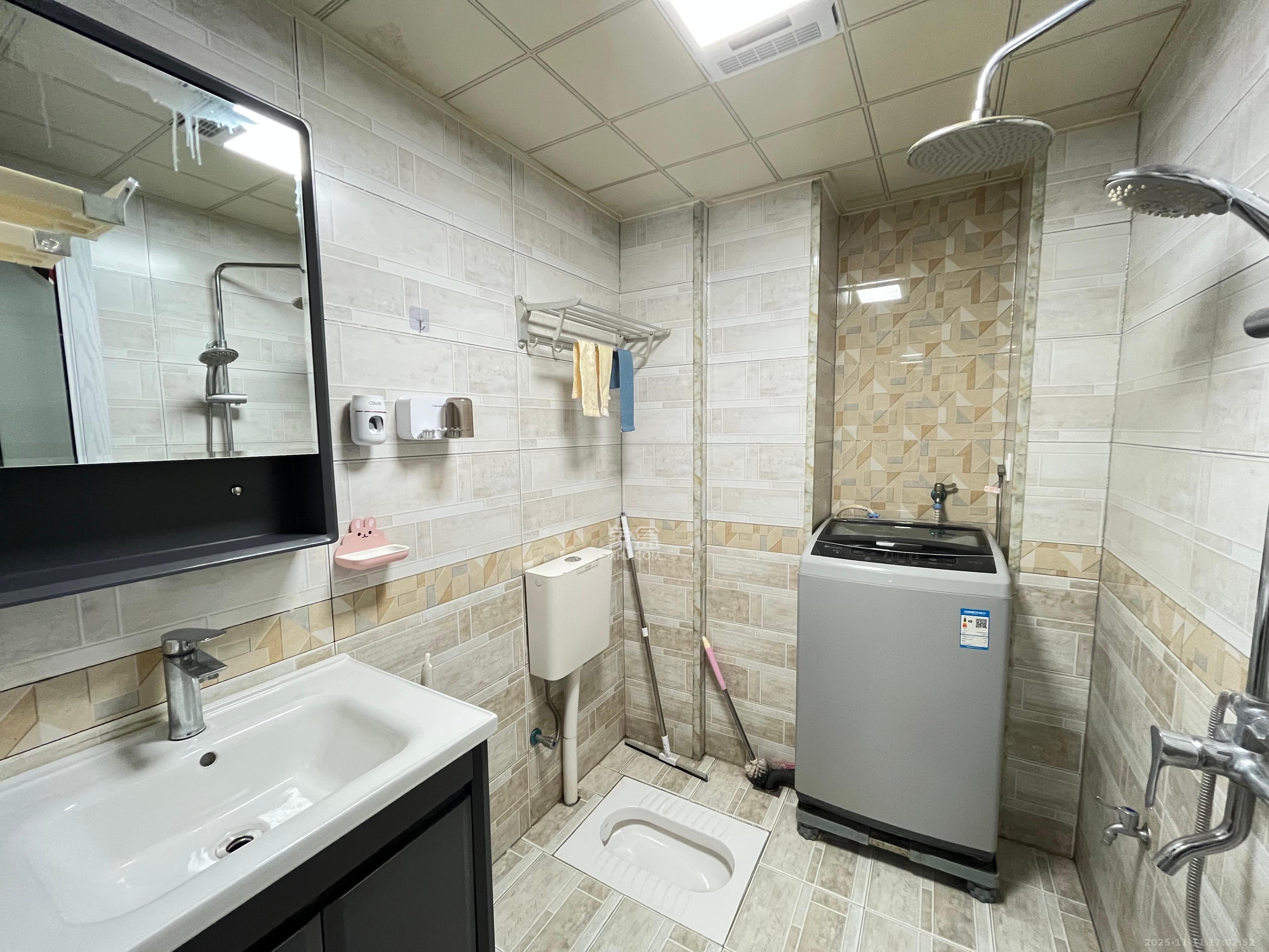 星城新宇颐景苑  1室1厅1卫    1700.0元/月室内图