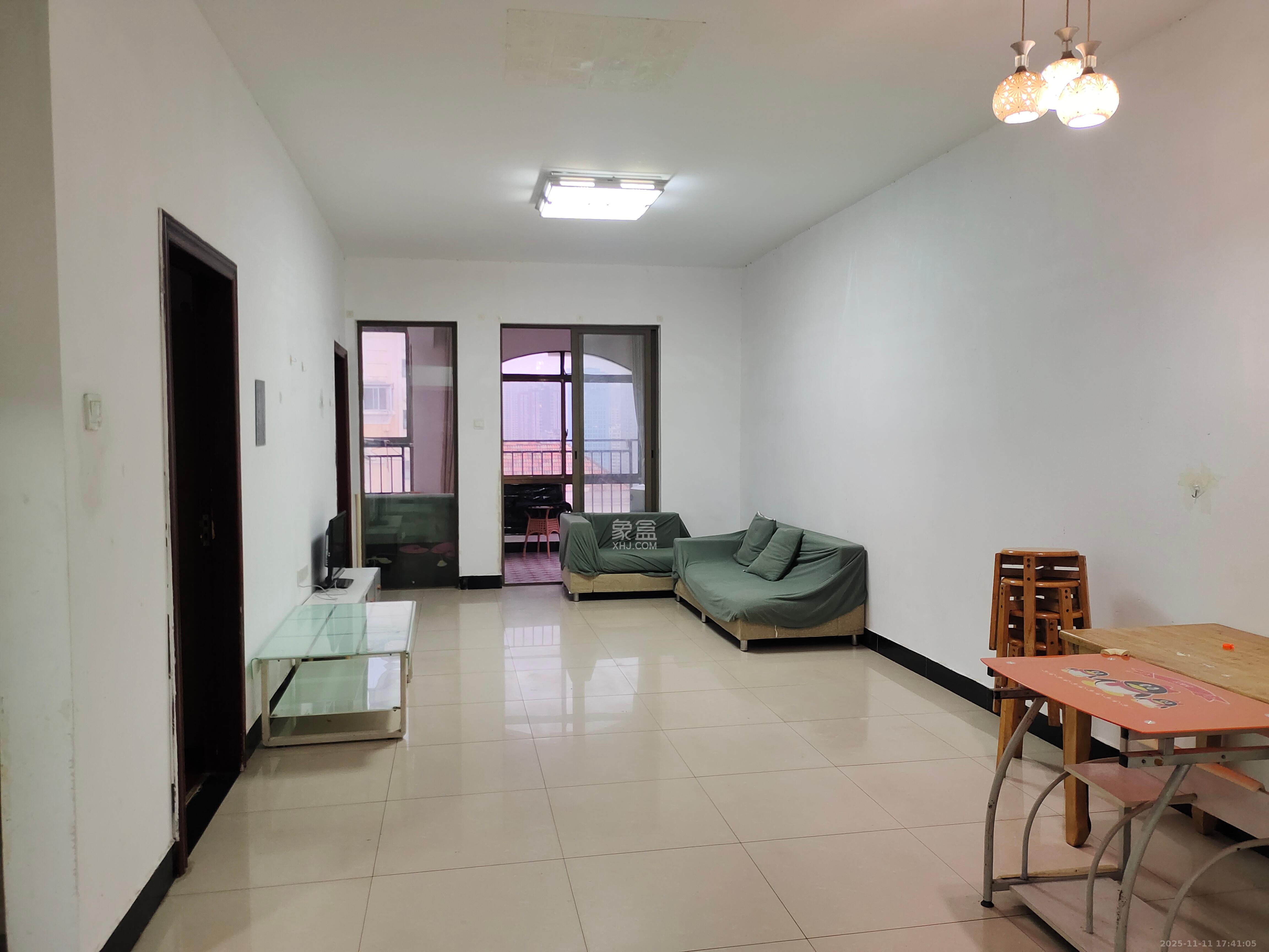 米兰春天  2室2厅1卫    1650.0元/月