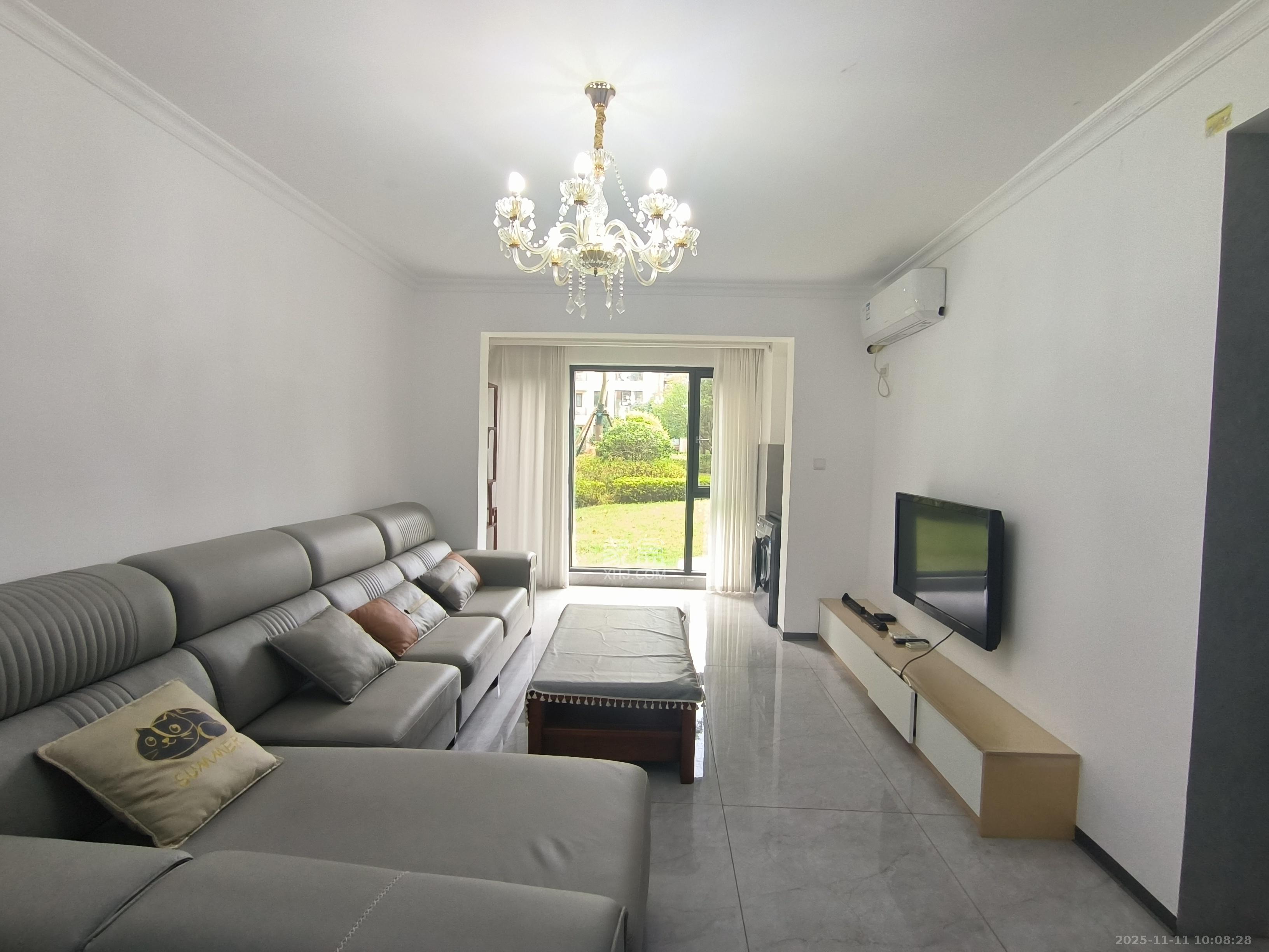 恒基旭辉湖山赋  3室2厅1卫    2500.0元/月