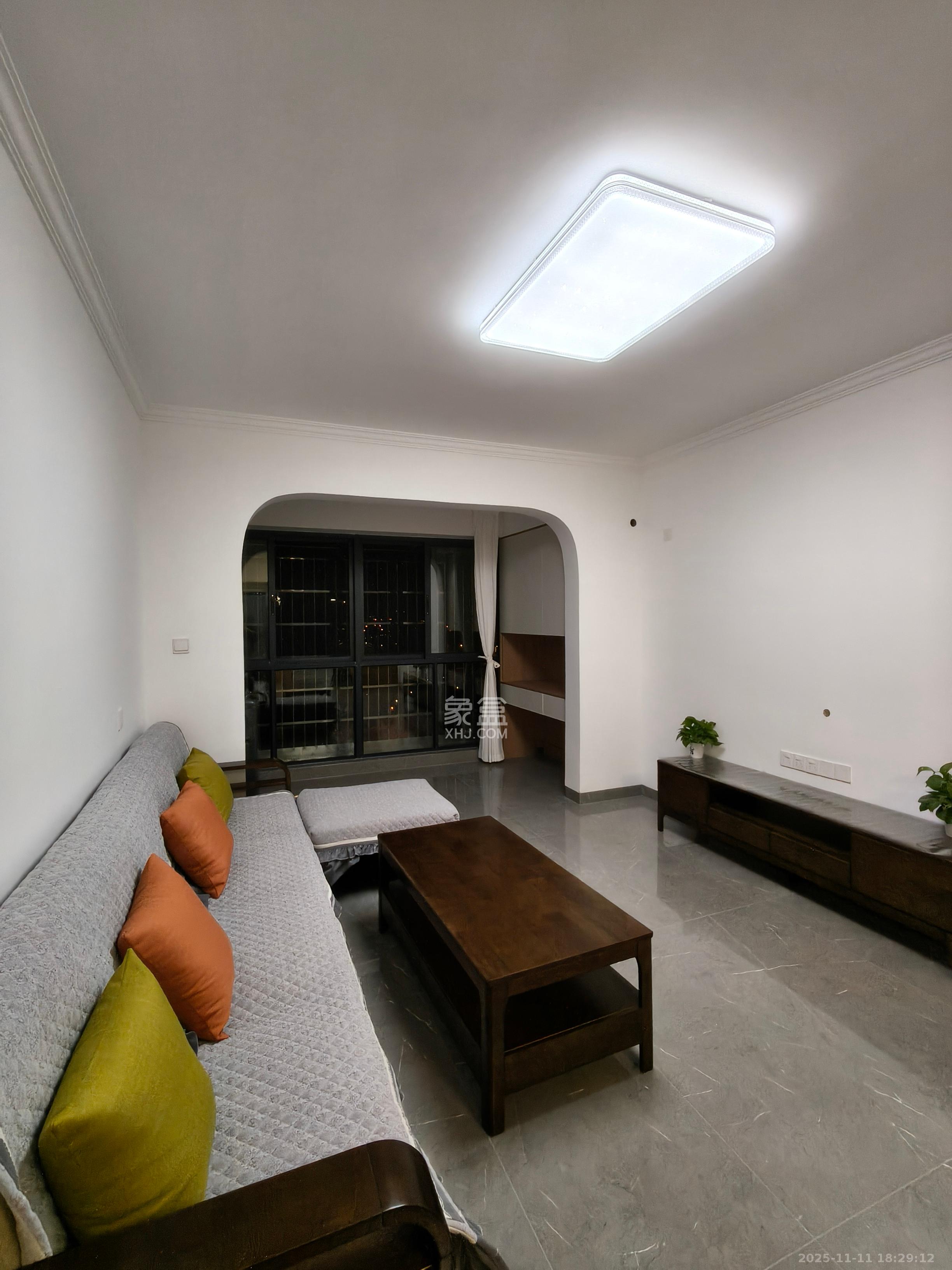 和景家园二期  2室2厅1卫    1750.0元/月