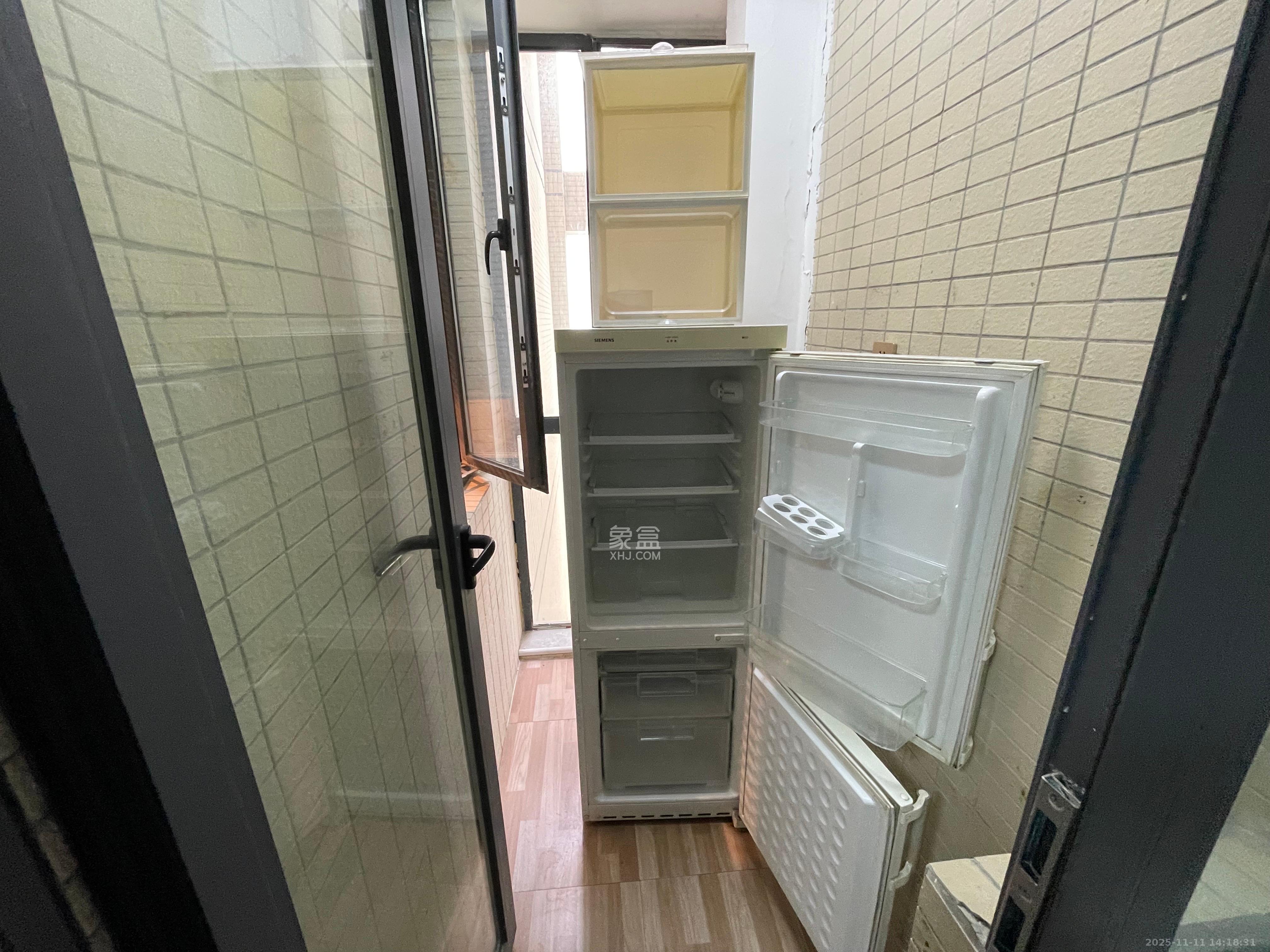 盛世耀凯 2室2厅1卫 2400.0元/月 盛世耀凯 2室2厅1卫 2400.0元/月室内图