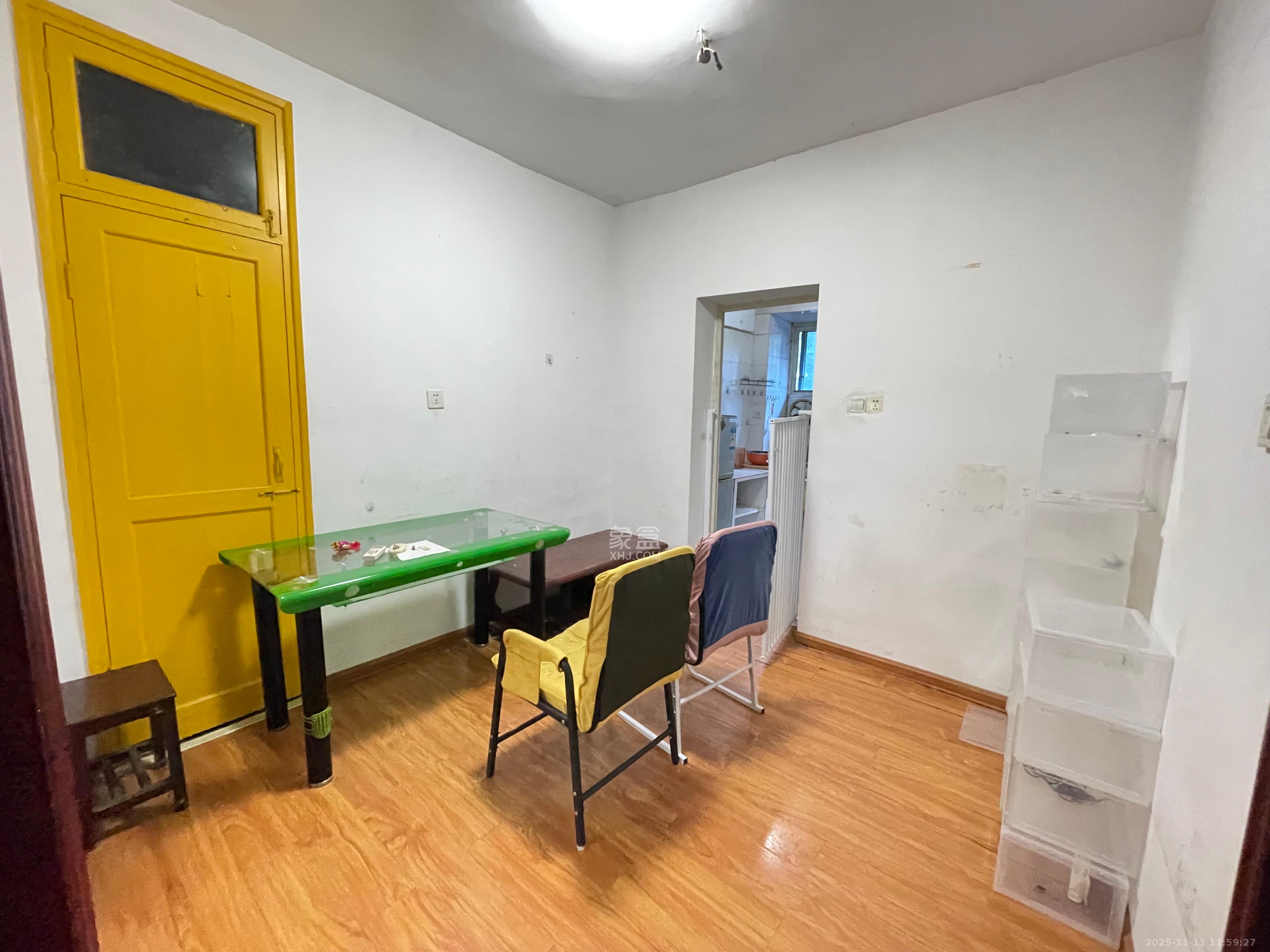 荷叶塘社区（雨花区）  2室1厅1卫    1400.0元/月室内图