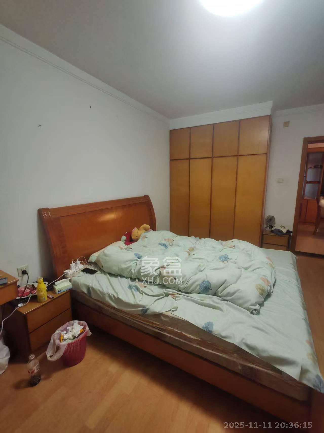 德政园 3室1厅1卫 1900.0元/月 德政园 3室1厅1卫 1900.0元/月室内图