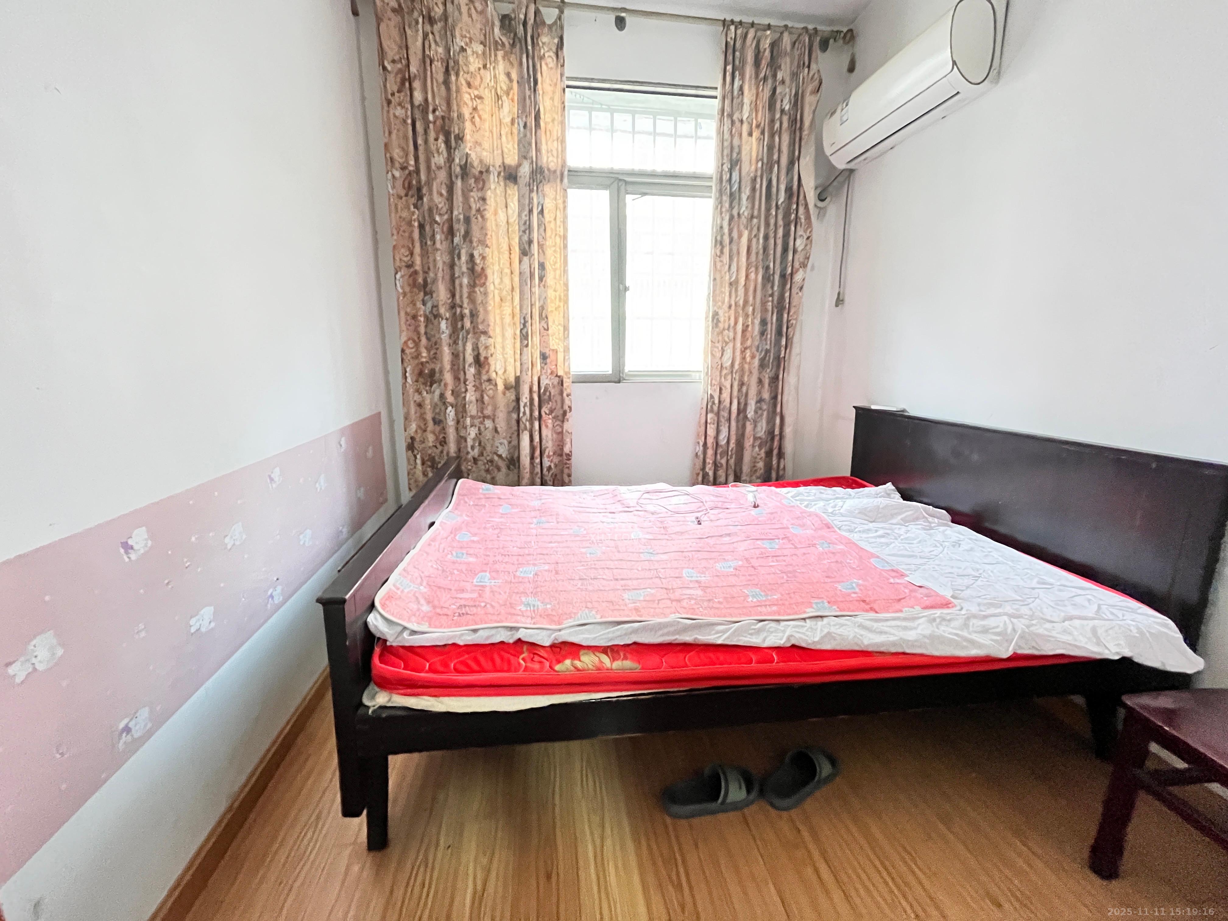 德政园林业局宿舍  3室2厅1卫    1900.0元/月室内图