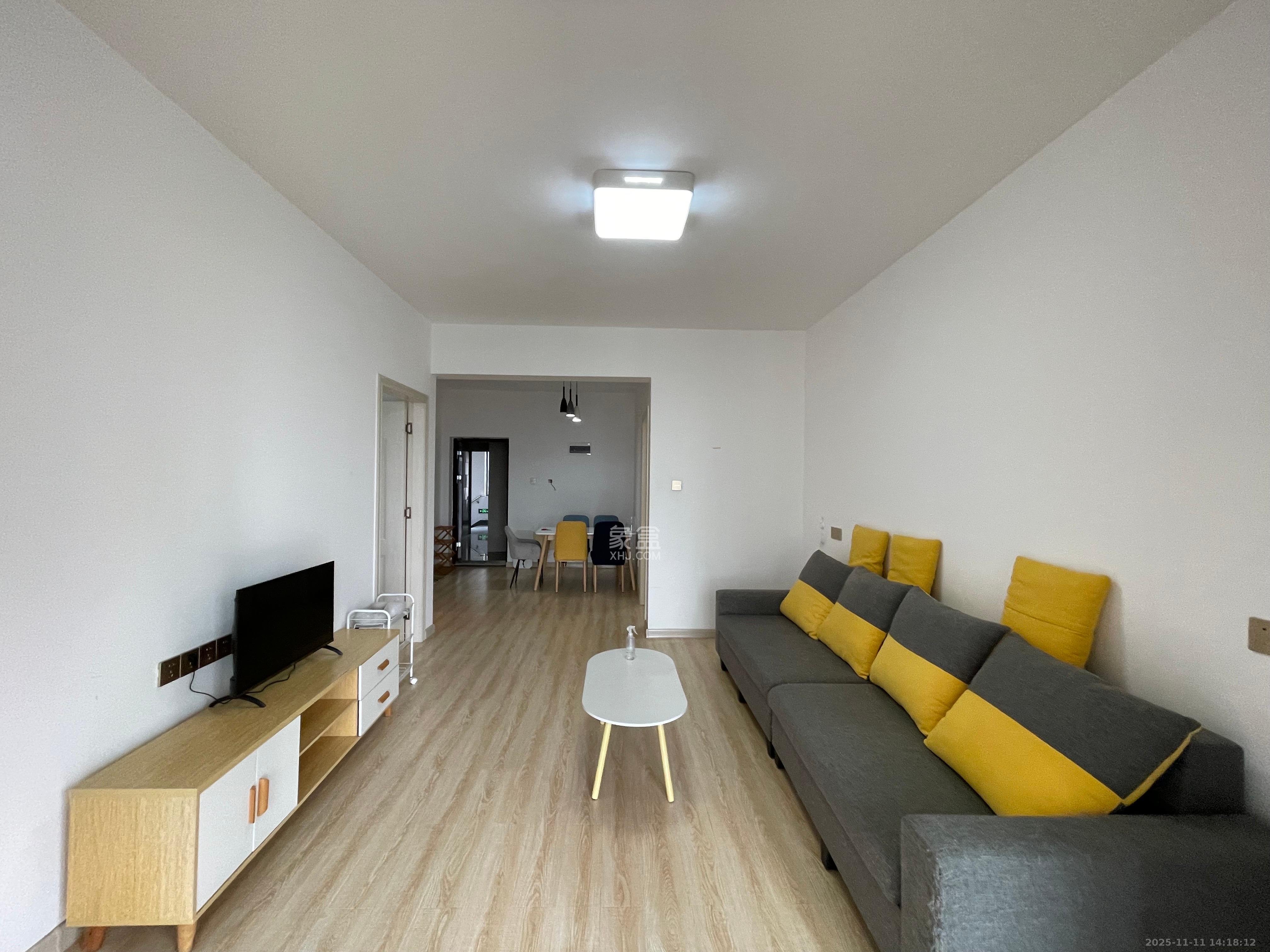 盛世耀凯 2室2厅1卫 2400.0元/月 盛世耀凯 2室2厅1卫 2400.0元/月室内图