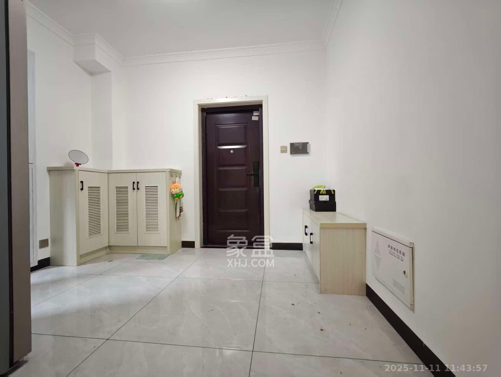 新景未来城  2室2厅2卫    1400.0元/月室内图