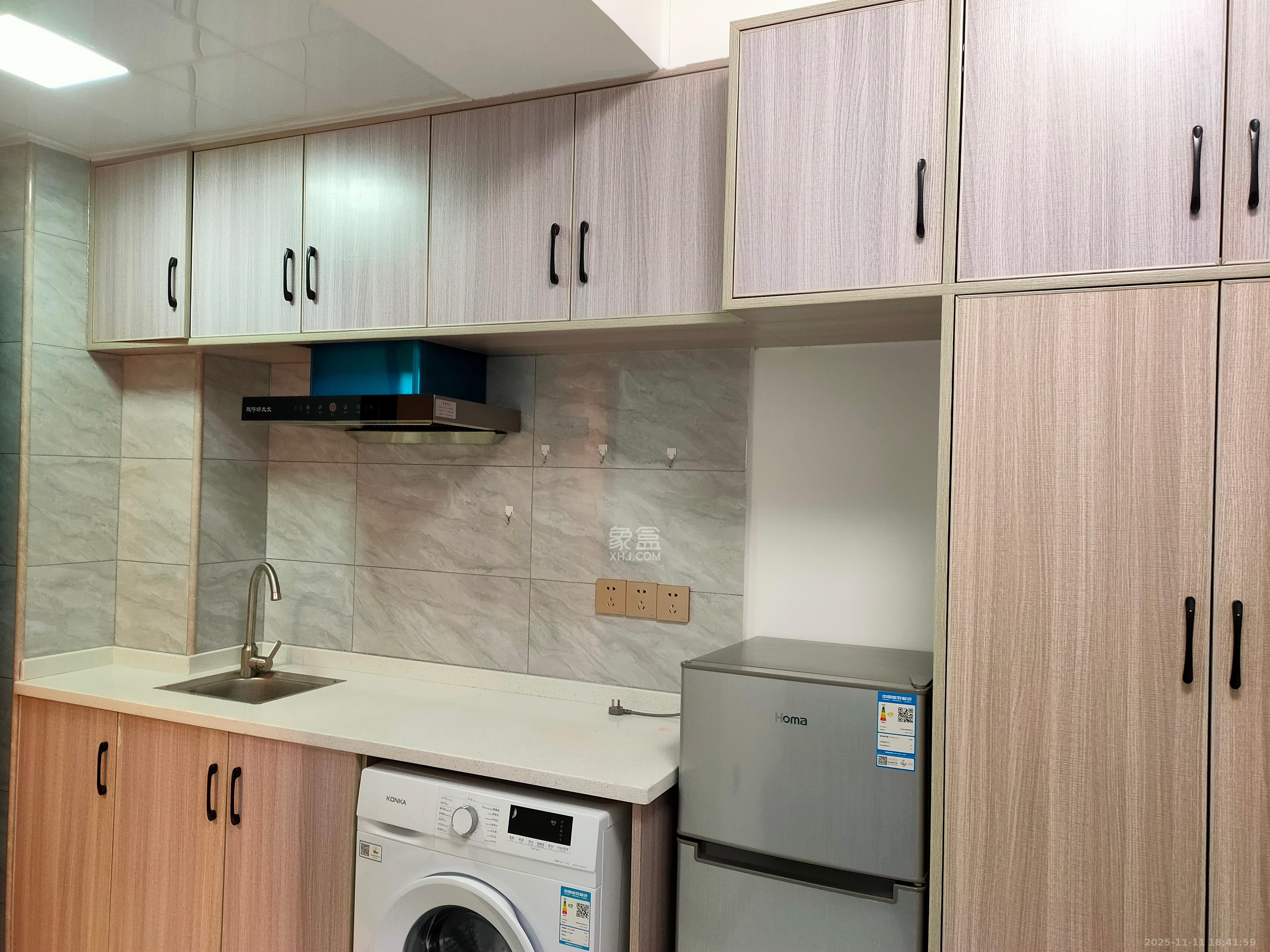 龙湖湘江星座（祺鑫星座公寓）  1室1厅1卫    1400.0元/月室内图