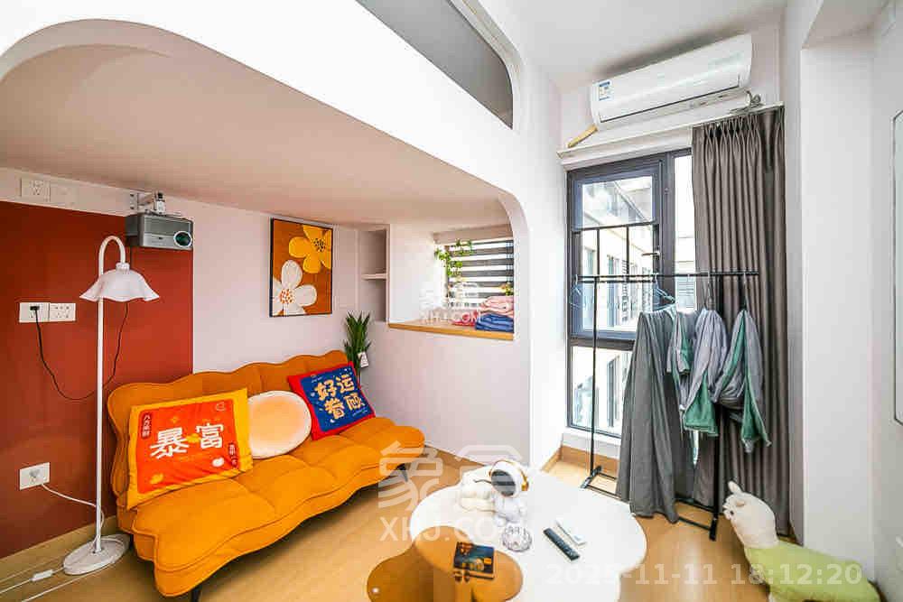 卓越江岸  1室0厅0卫    2000.0元/月