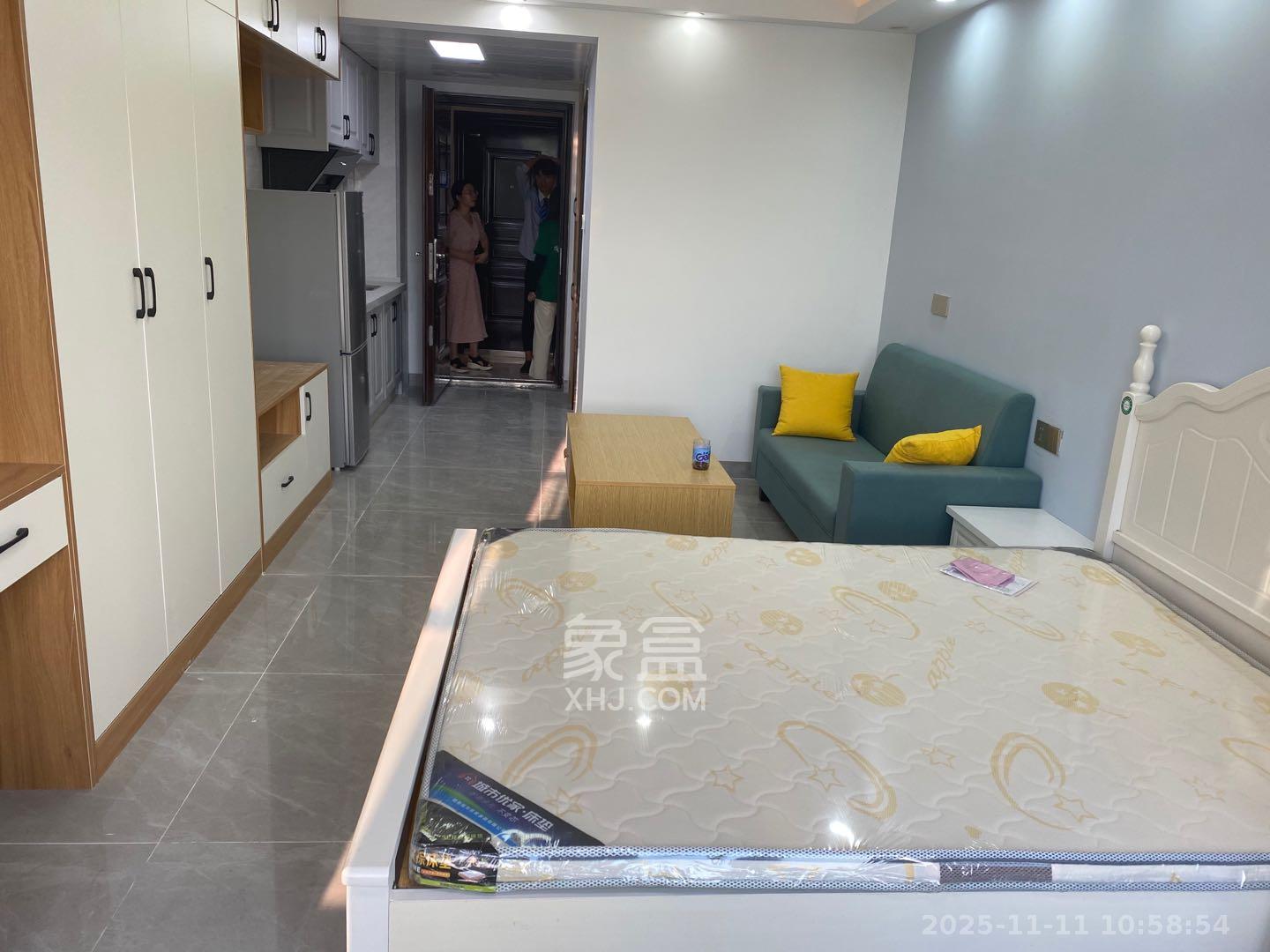 中海珑悦府  1室0厅0卫    1150.0元/月室内图