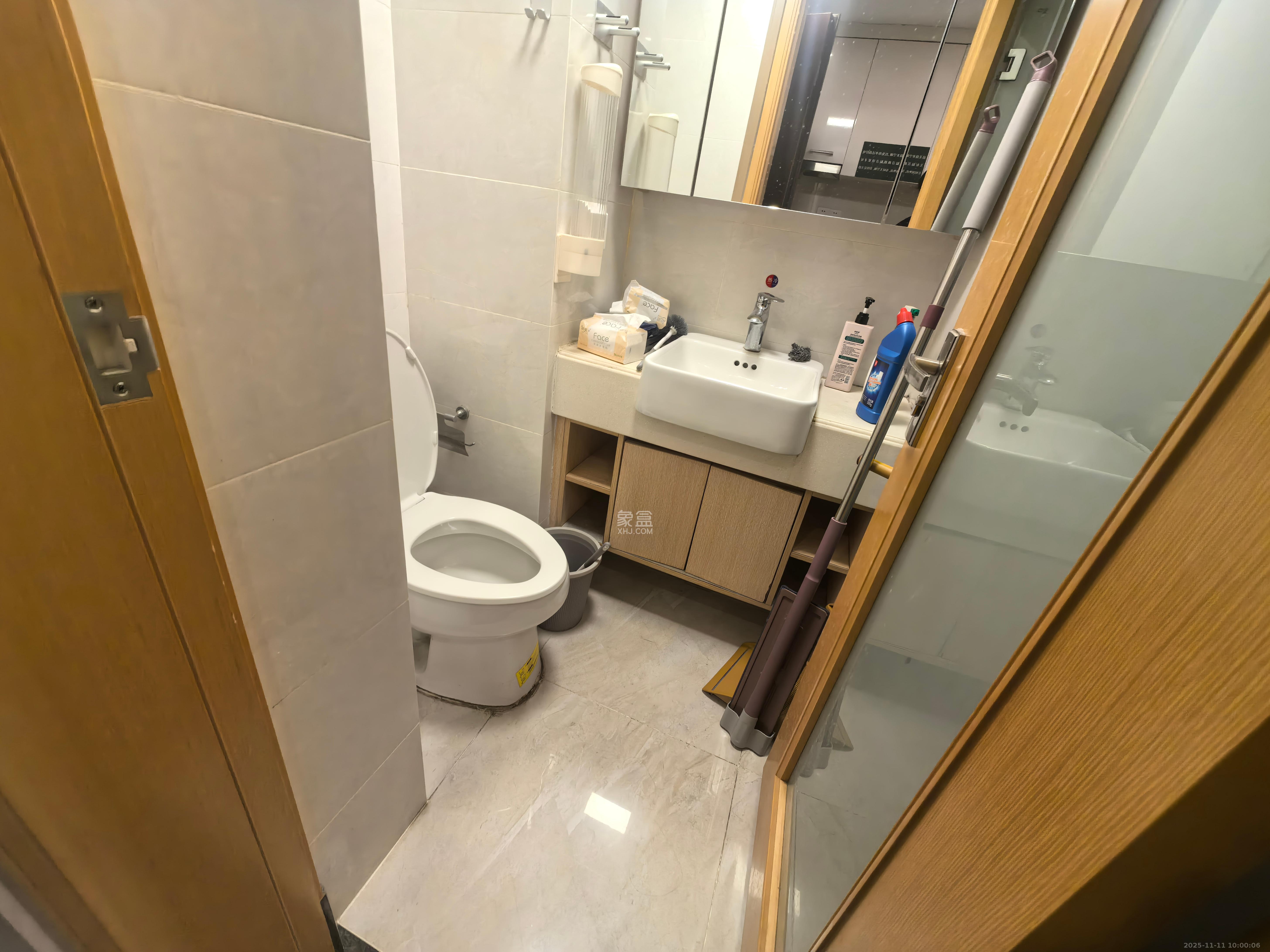 中海国际二期  1室1厅1卫    1000.0元/月室内图