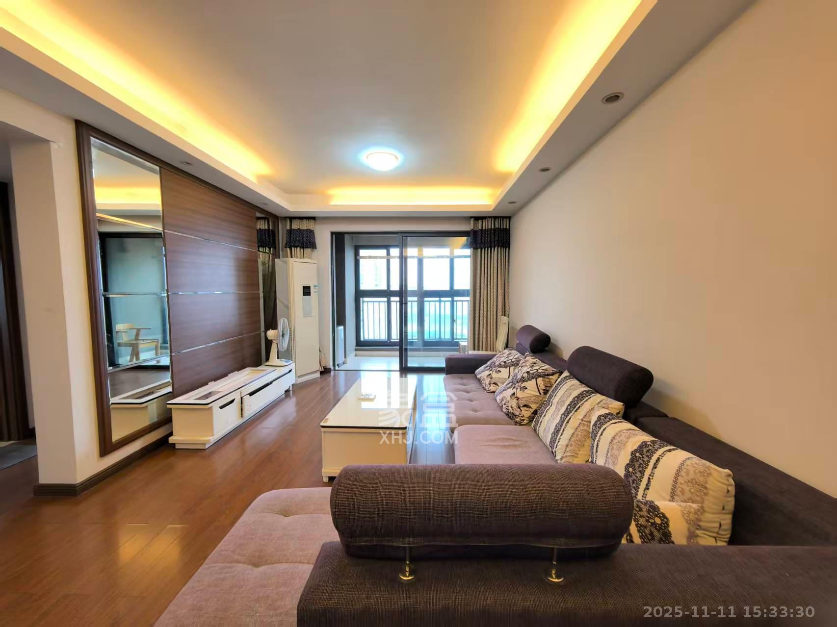 万科城 2室2厅1卫 2200.0元/月 万科城 2室2厅1卫 2200.0元/月室内图