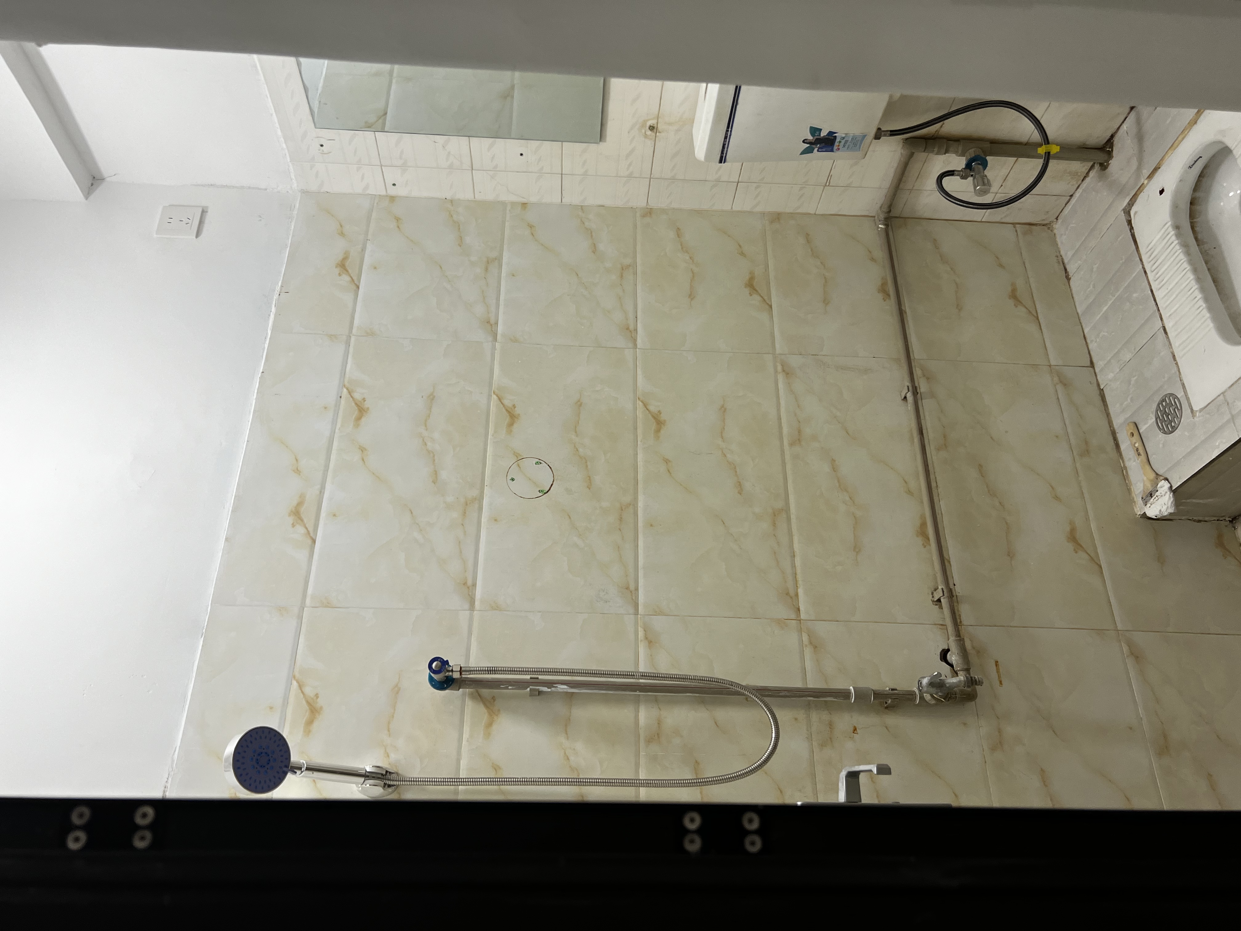 金海广场 2室1厅1卫 2000.0元/月 金海广场 2室1厅1卫 2000.0元/月室内图