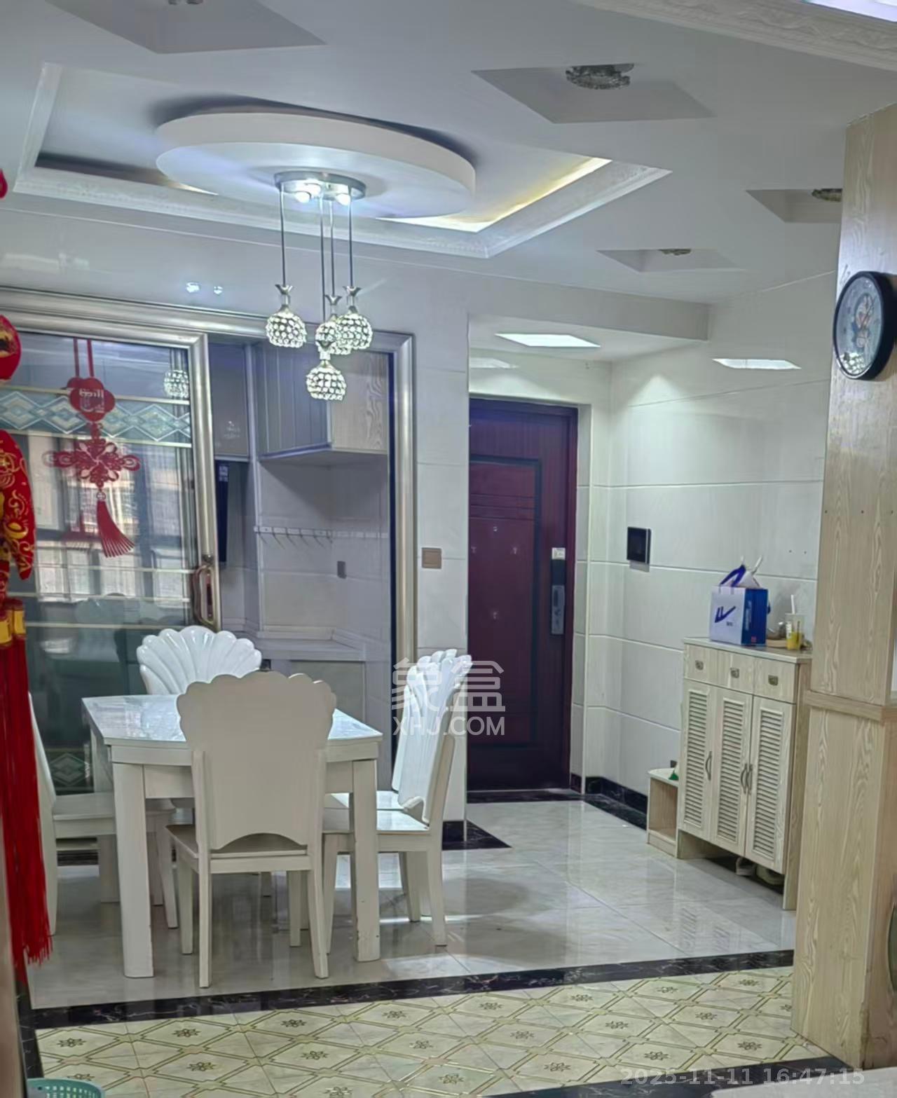 好莱城(弘德西街) 3室2厅1卫 2400.0元/月 好莱城(弘德西街) 3室2厅1卫 2400.0元/月室内图