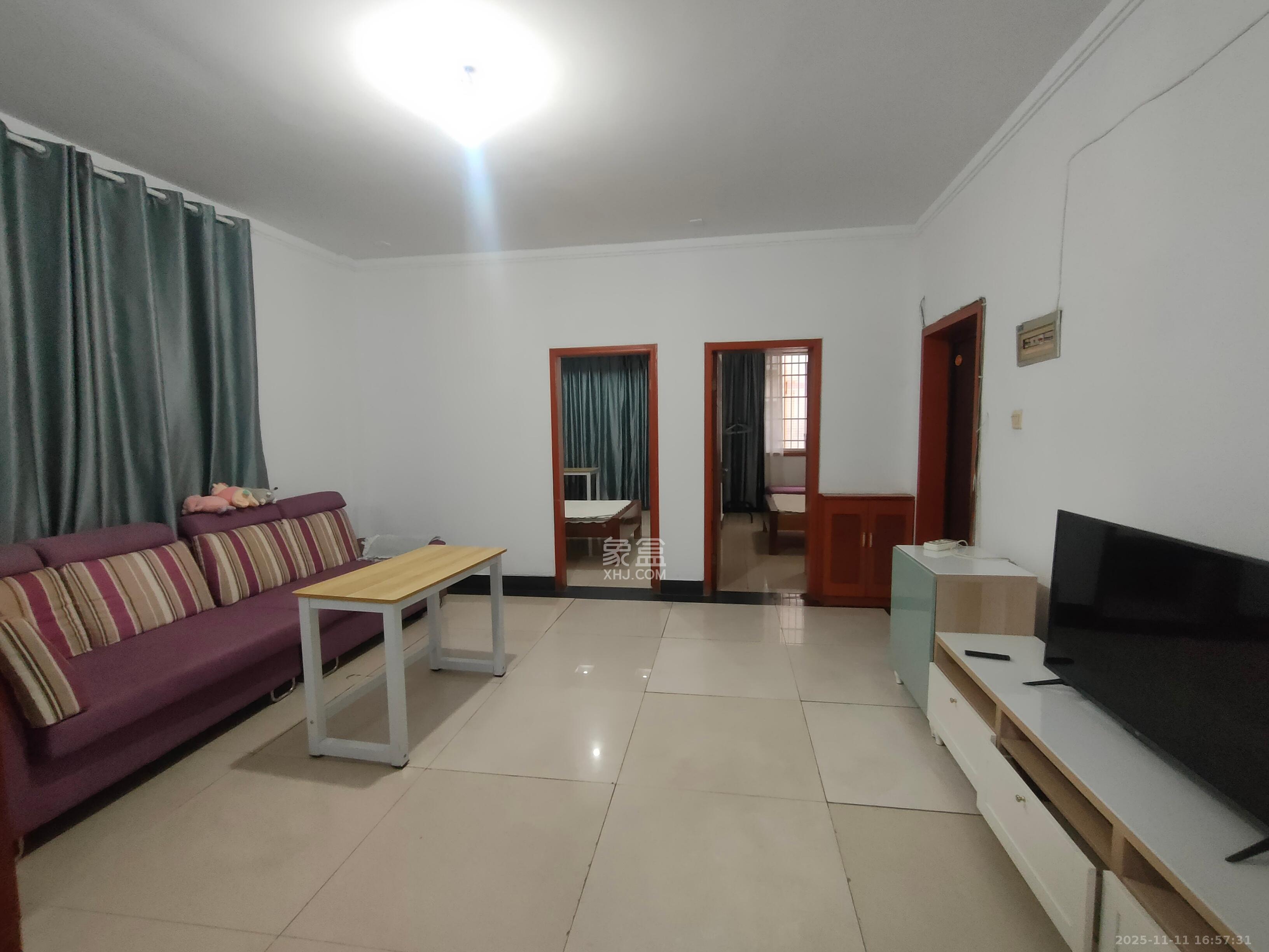 新桥沁园（银港农贸市场）  2室2厅1卫    1700.0元/月