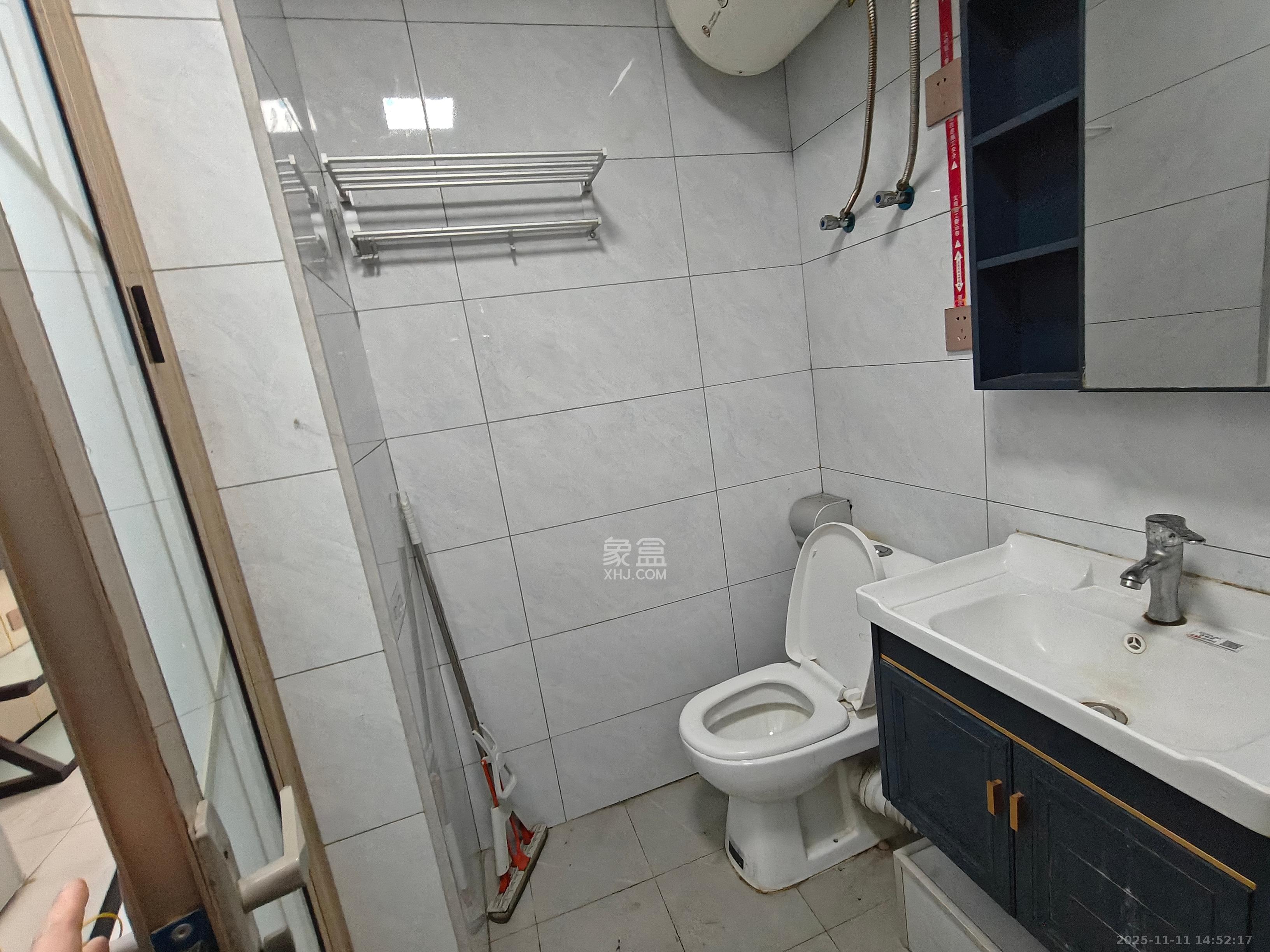 海伦春天  1室1厅1卫    1100.0元/月室内图