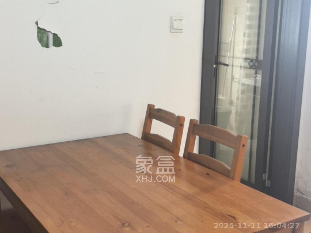 世嘉国际华城  2室1厅1卫    2000.0元/月室内图