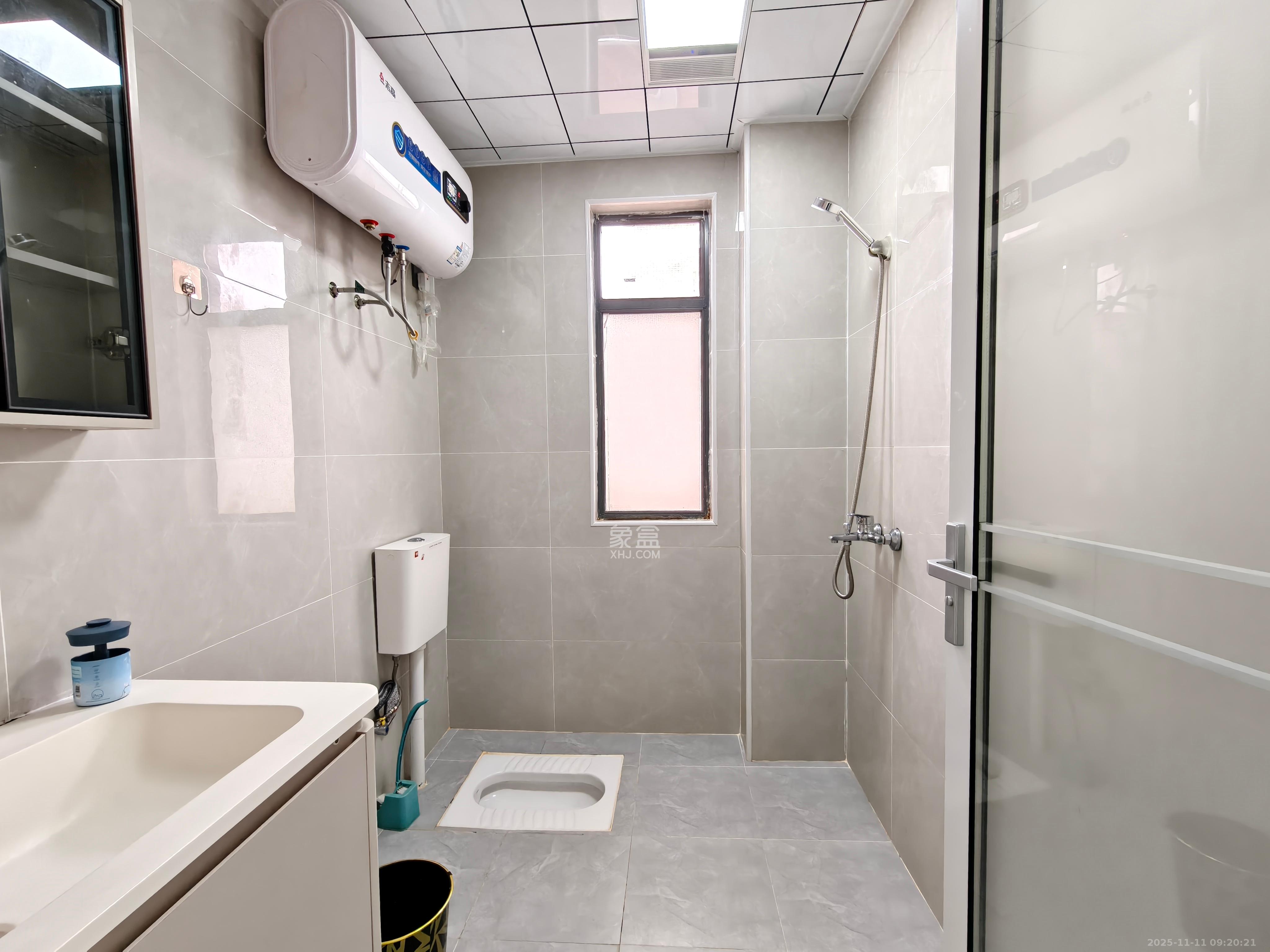 中国铁建国际城二期 2室2厅1卫 1800.0元/月 中国铁建国际城二期 2室2厅1卫 1800.0元/月室内图