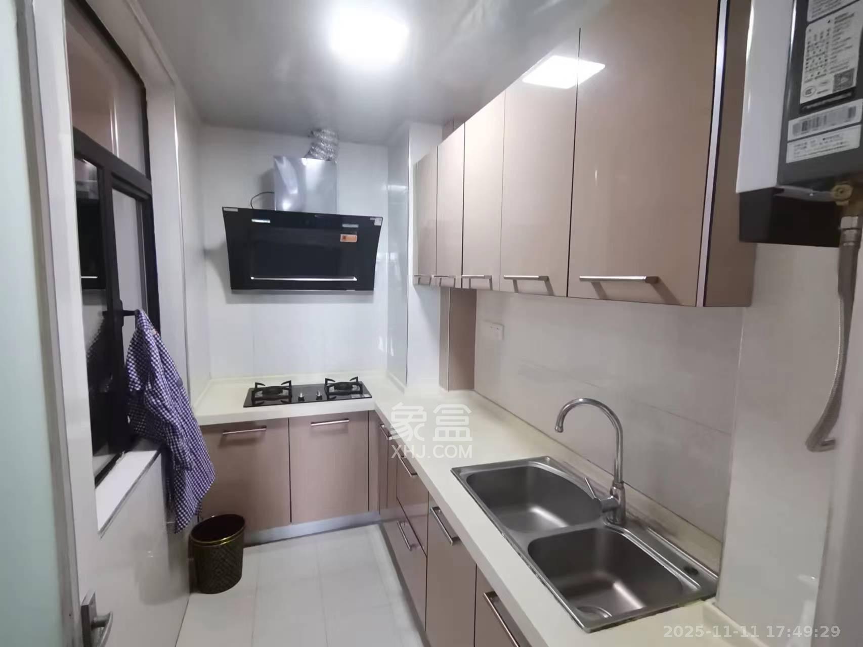 湘域城邦（湘域国际中心）  2室1厅1卫    3200.0元/月室内图