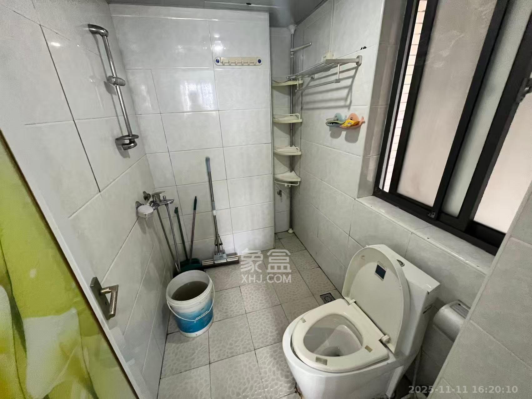 少帅府  1室1厅1卫    2200.0元/月室内图