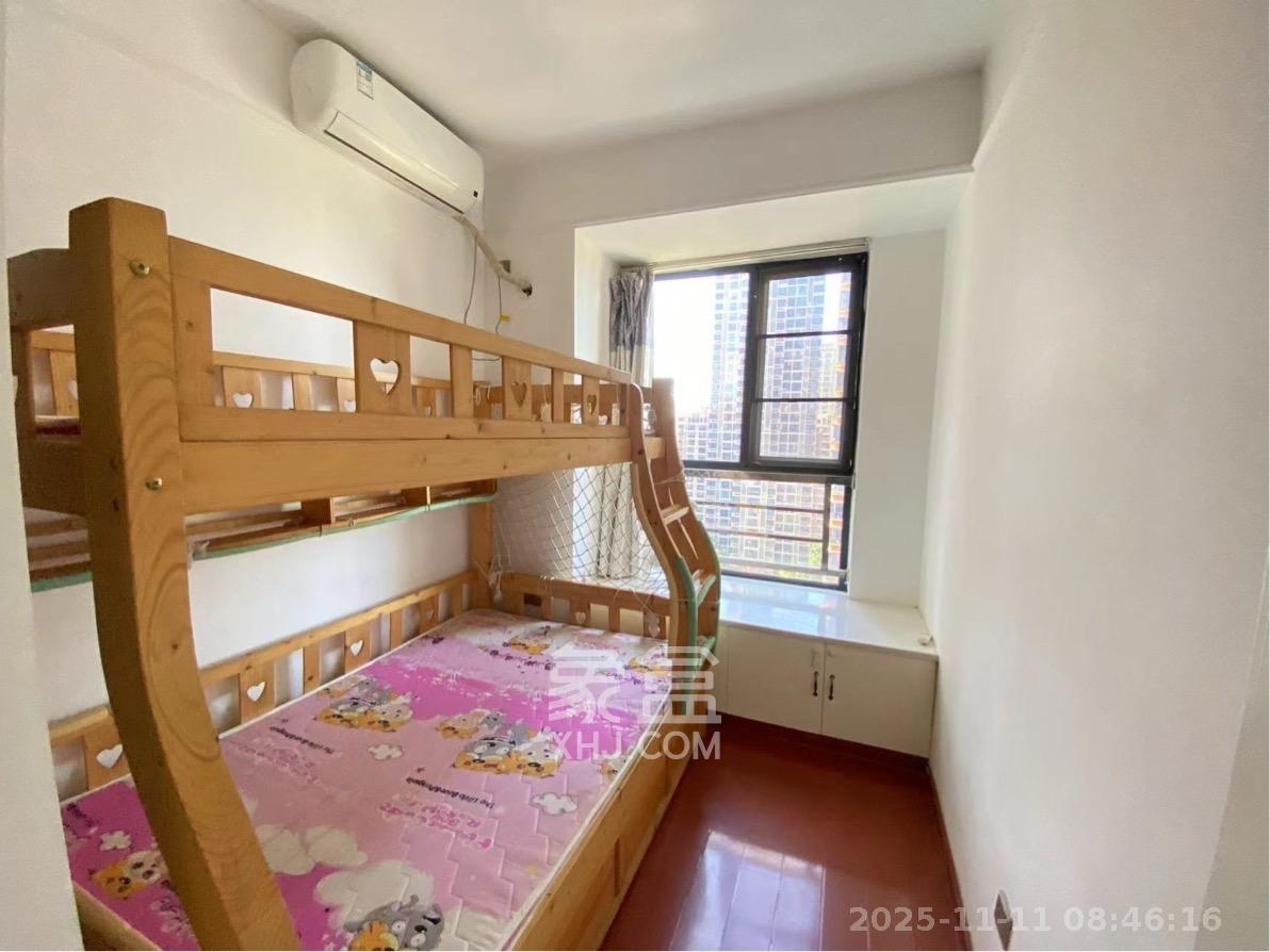 恒生碧水龙庭  3室2厅1卫    2000.0元/月室内图