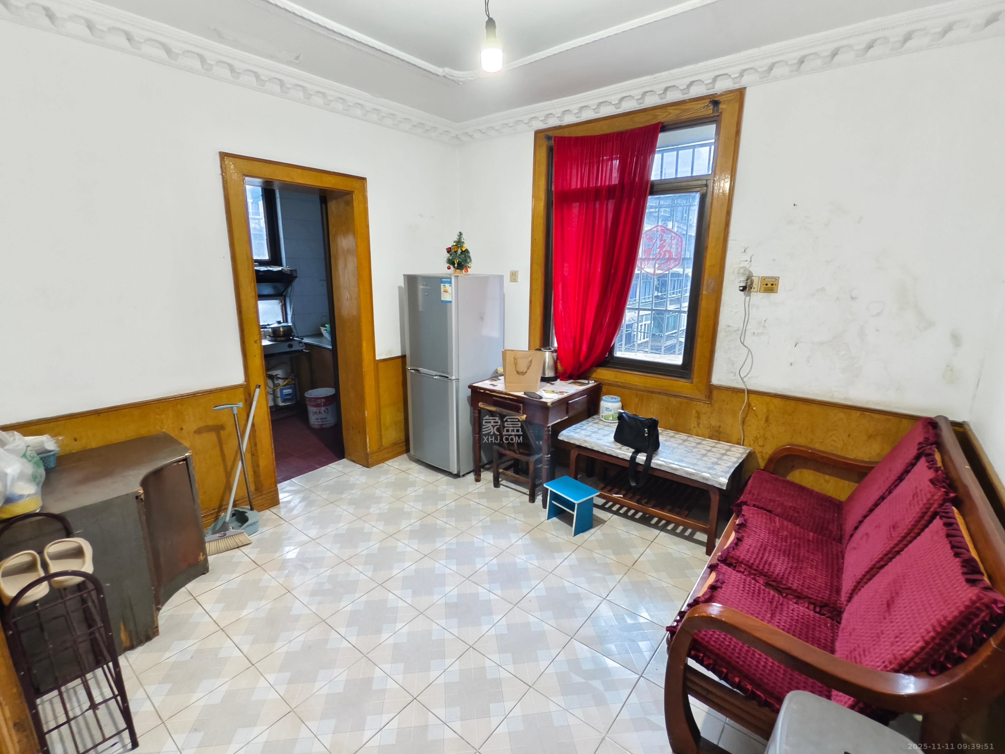 国庆新村 2室1厅1卫 1400.0元/月 国庆新村 2室1厅1卫 1400.0元/月室内图