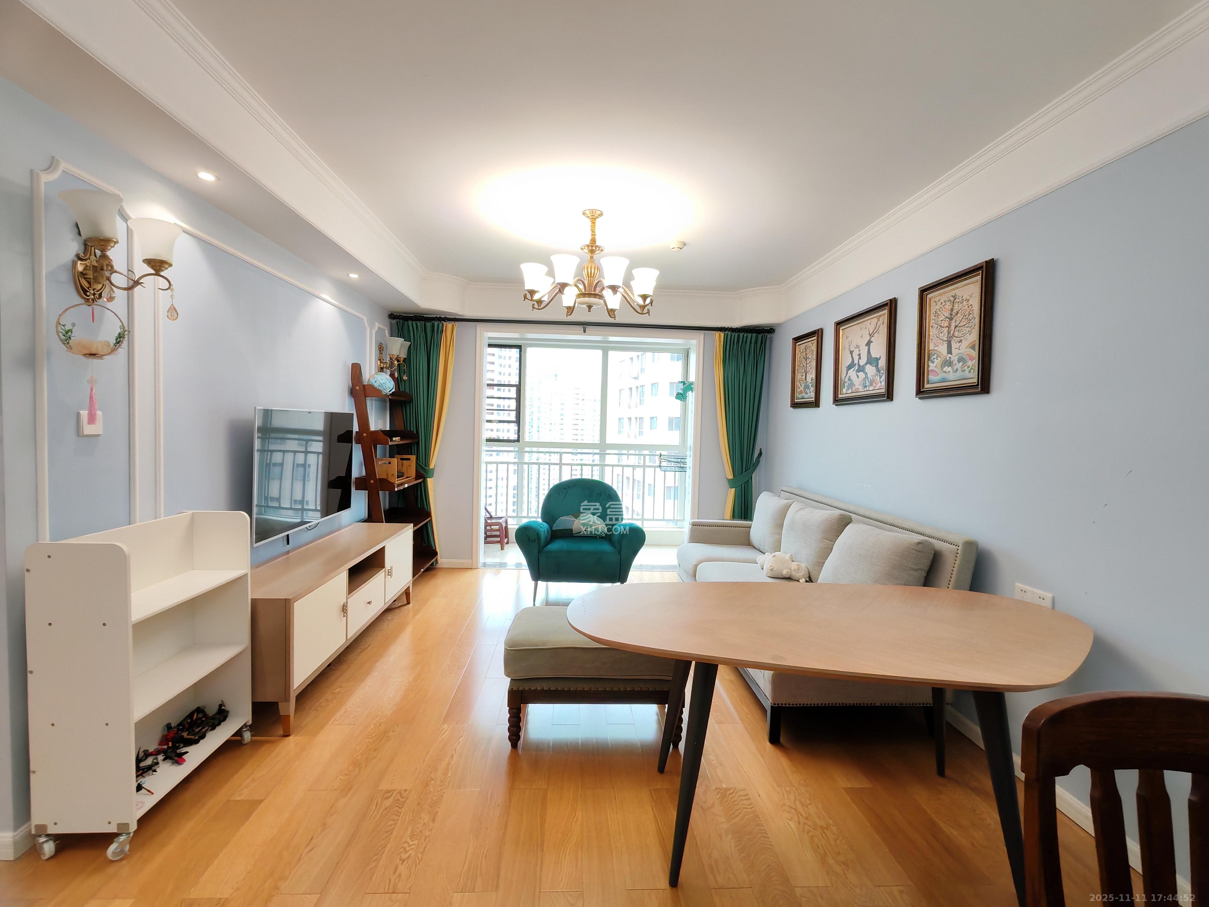 北辰三角洲E4区  3室2厅1卫    3800.0元/月室内图