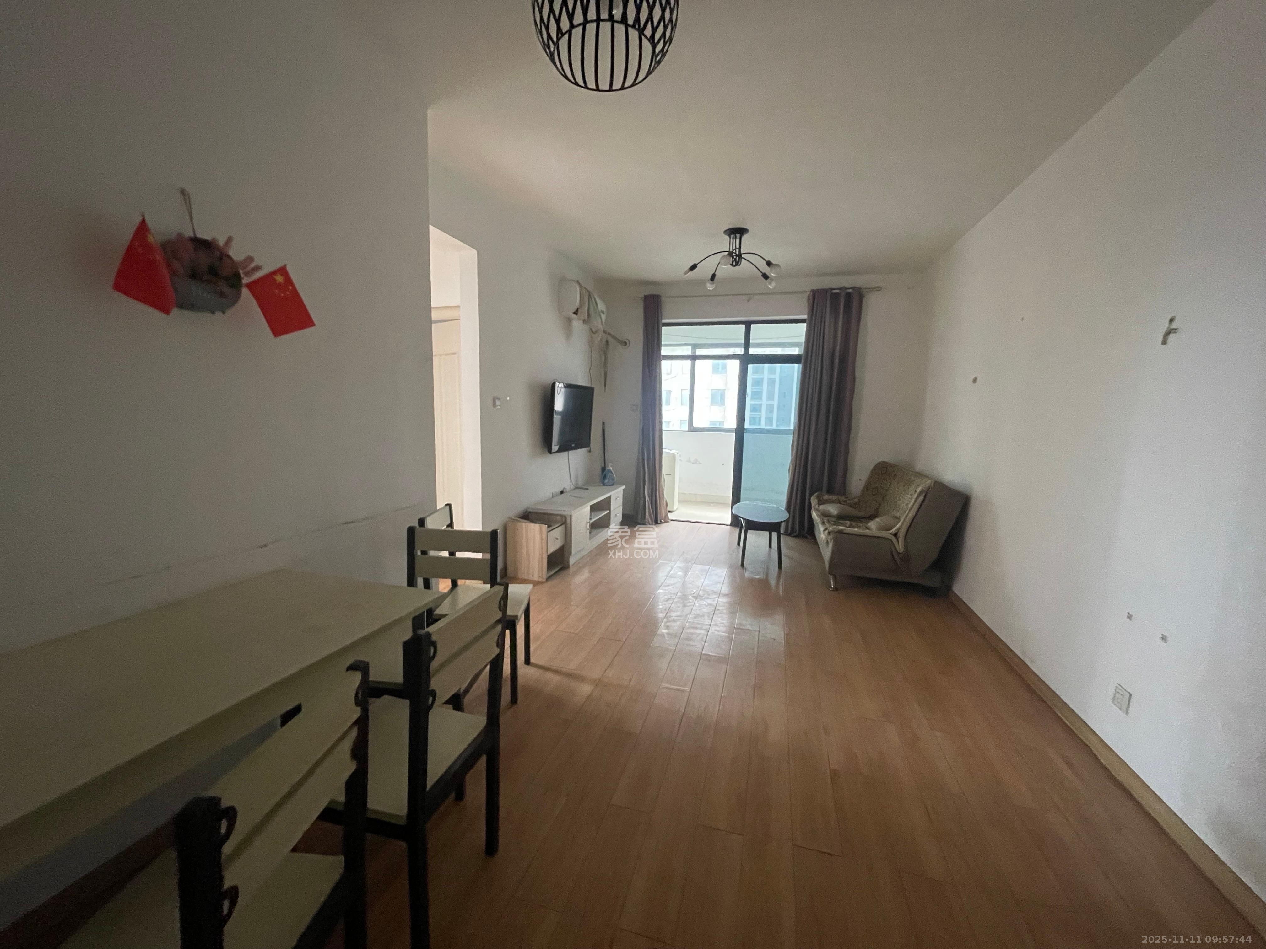 华侨假日中心(晟华苑) 2室2厅1卫 2000.0元/月 华侨假日中心(晟华苑) 2室2厅1卫 2000.0元/月室内图