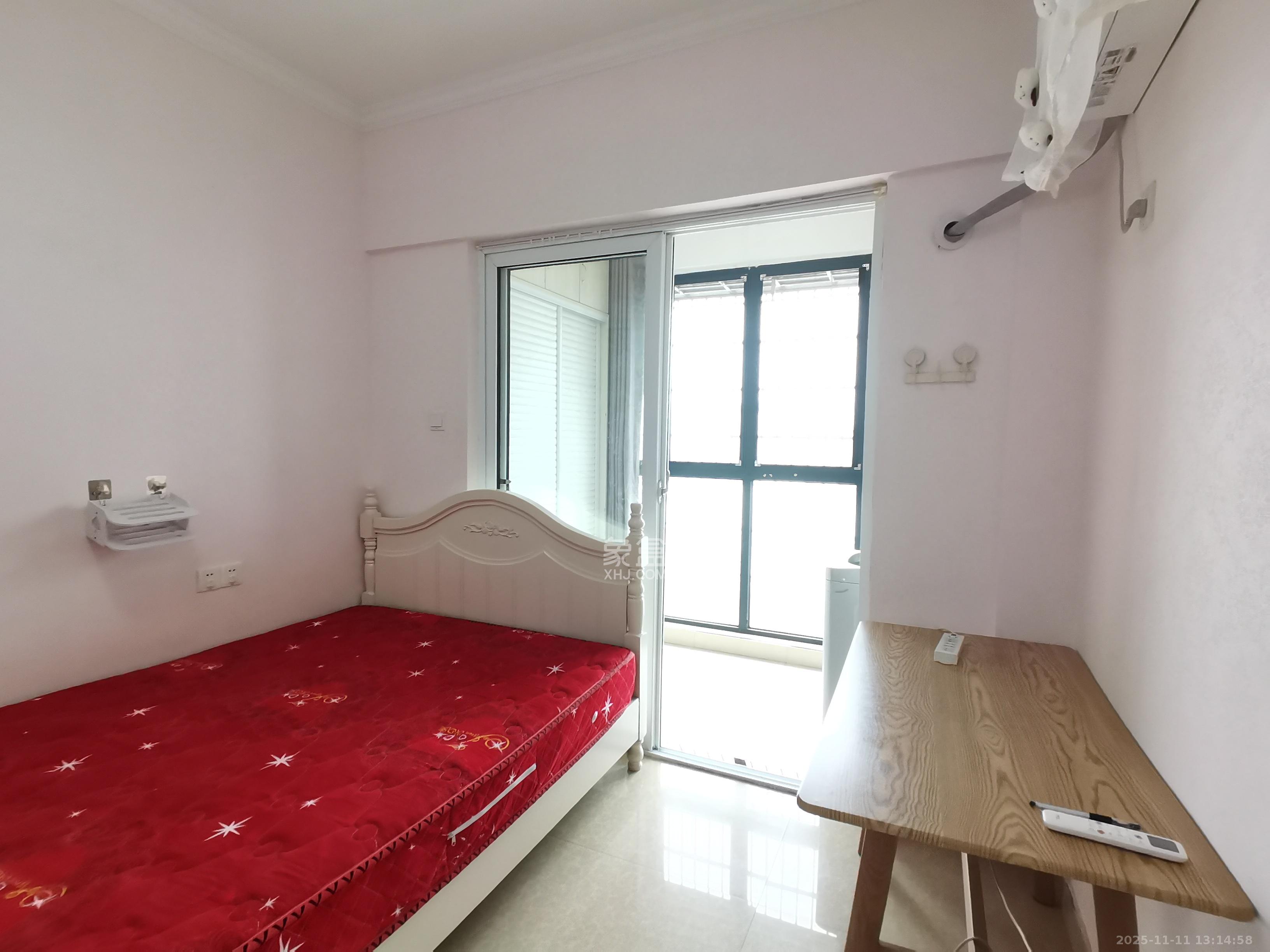 爵士湘 1室1厅0卫 1100.0元/月 爵士湘 1室1厅0卫 1100.0元/月室内图