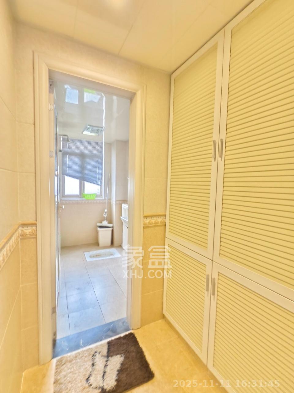 西岸润泽府  4室2厅2卫    4500.0元/月室内图