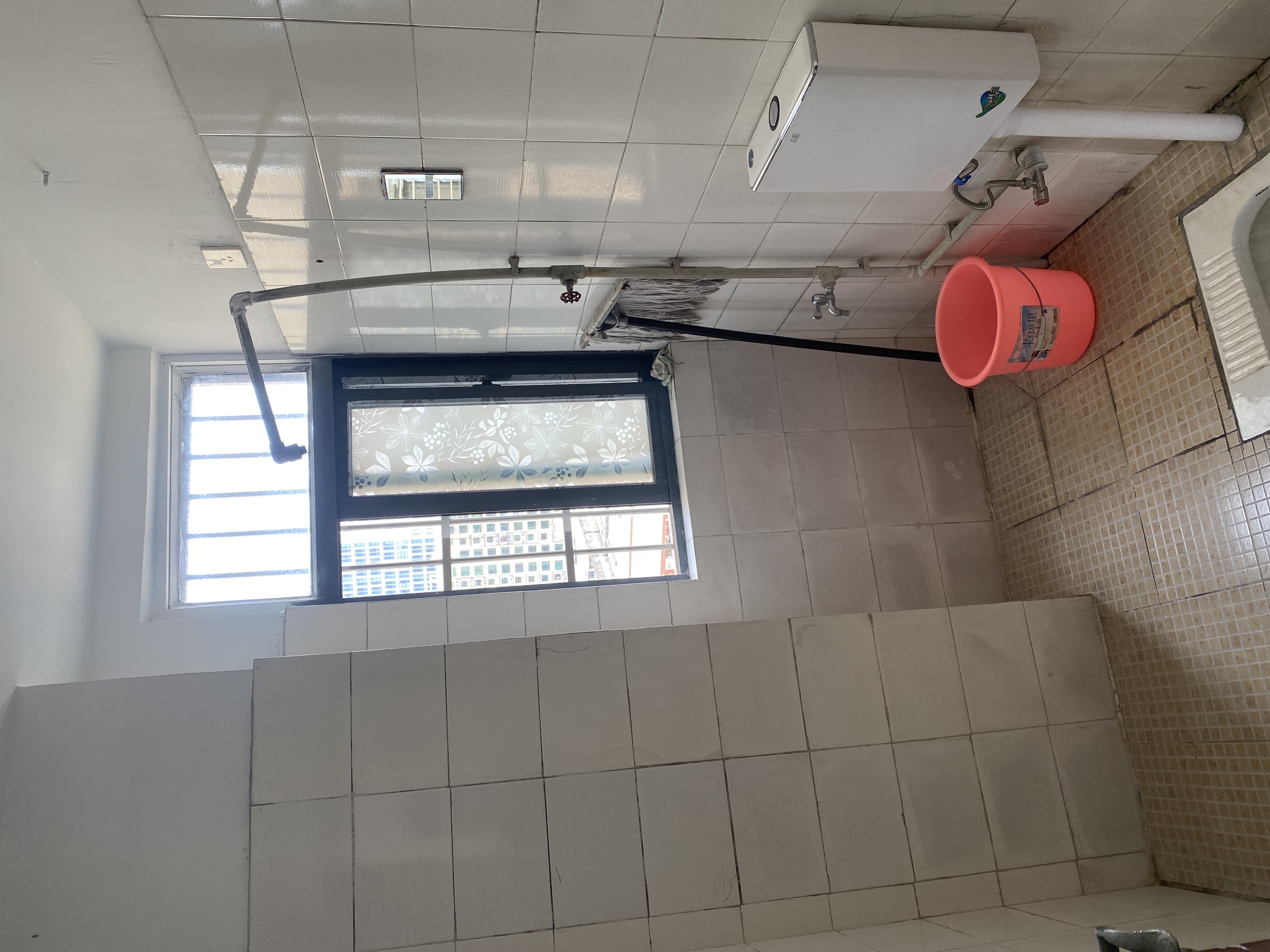 金海广场 3室2厅2卫 2600.0元/月 金海广场 3室2厅2卫 2600.0元/月室内图