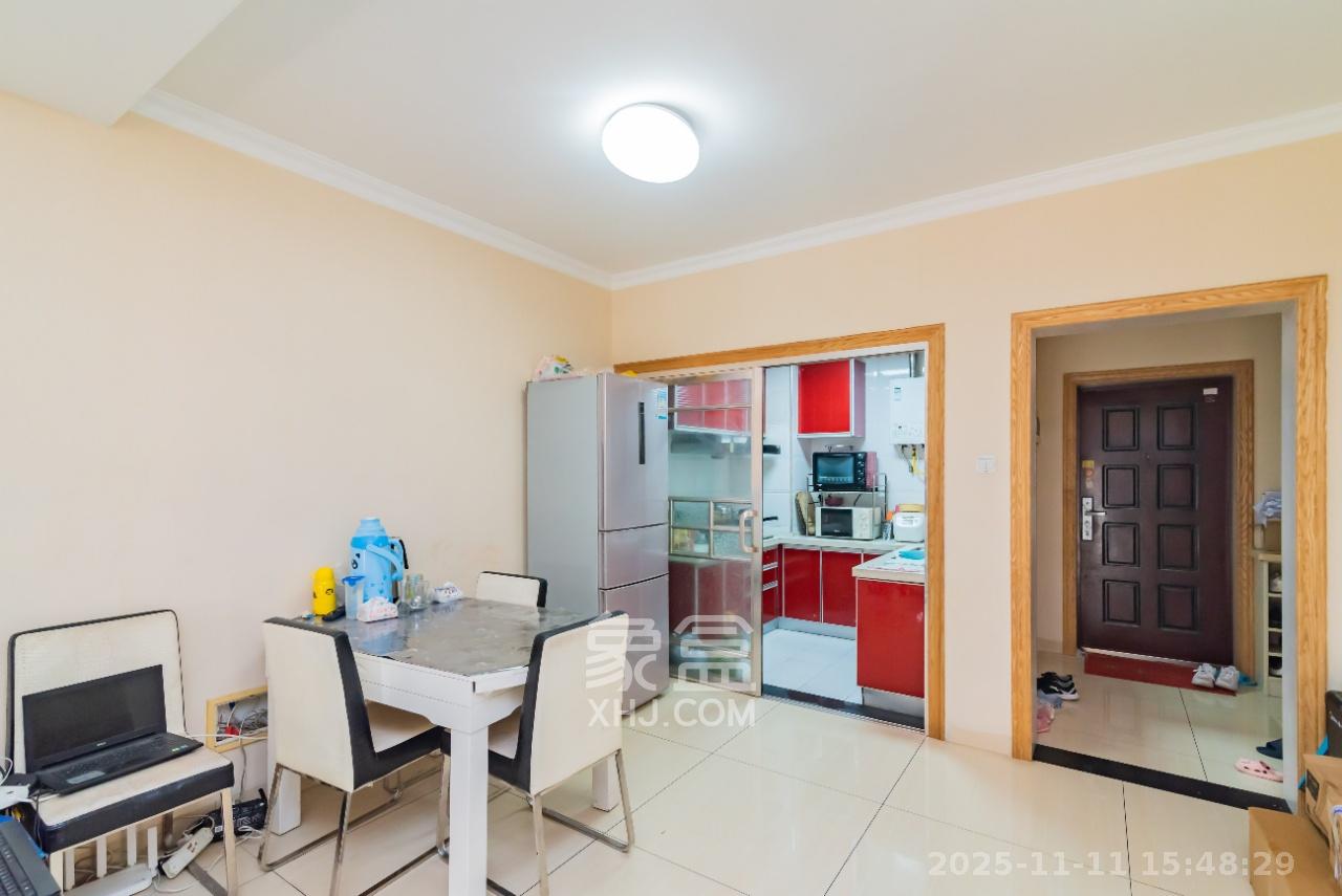 长大卧琥  2室2厅1卫    2300.0元/月室内图