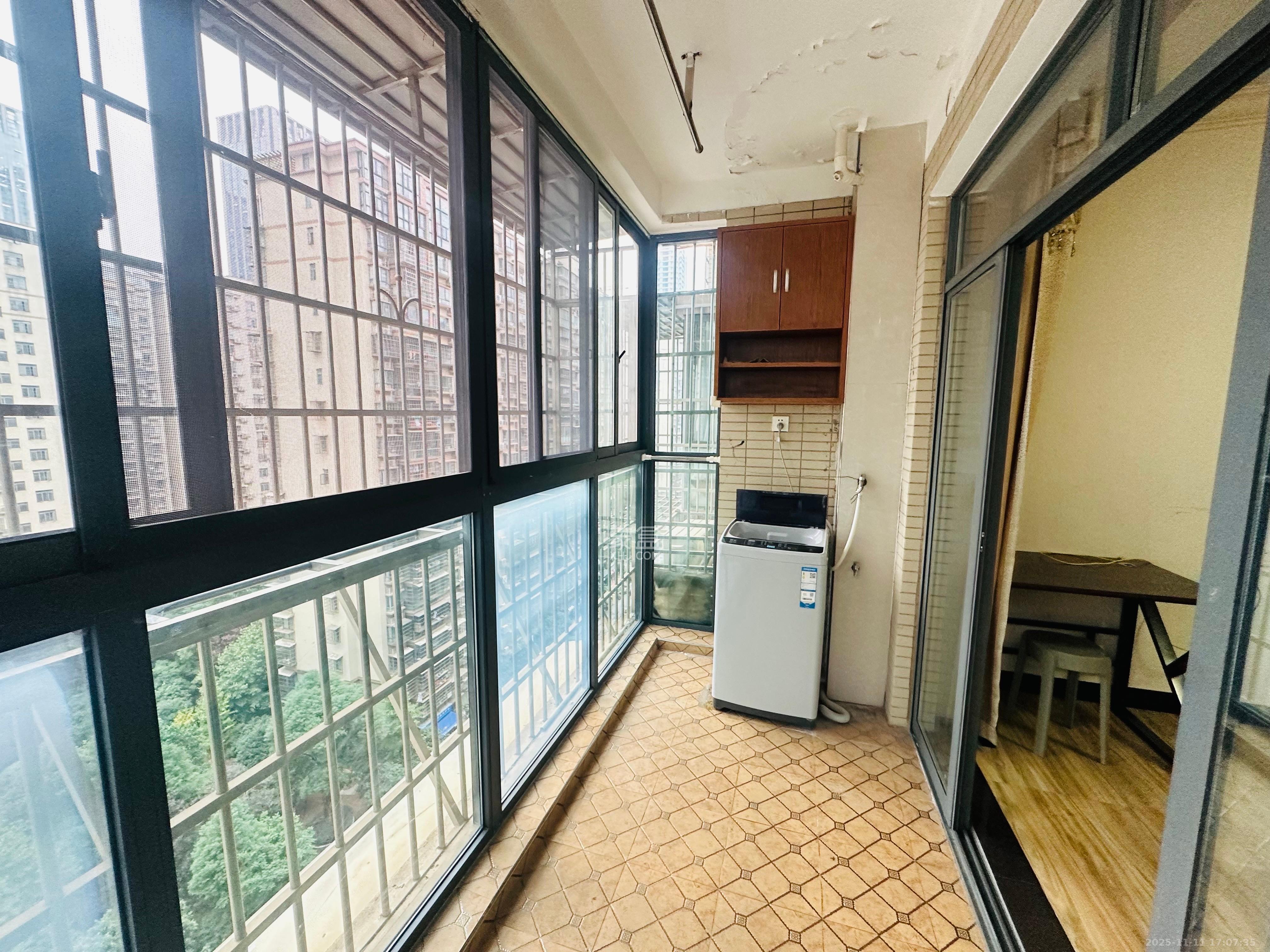 茶山馨苑  2室2厅1卫    2300.0元/月室内图