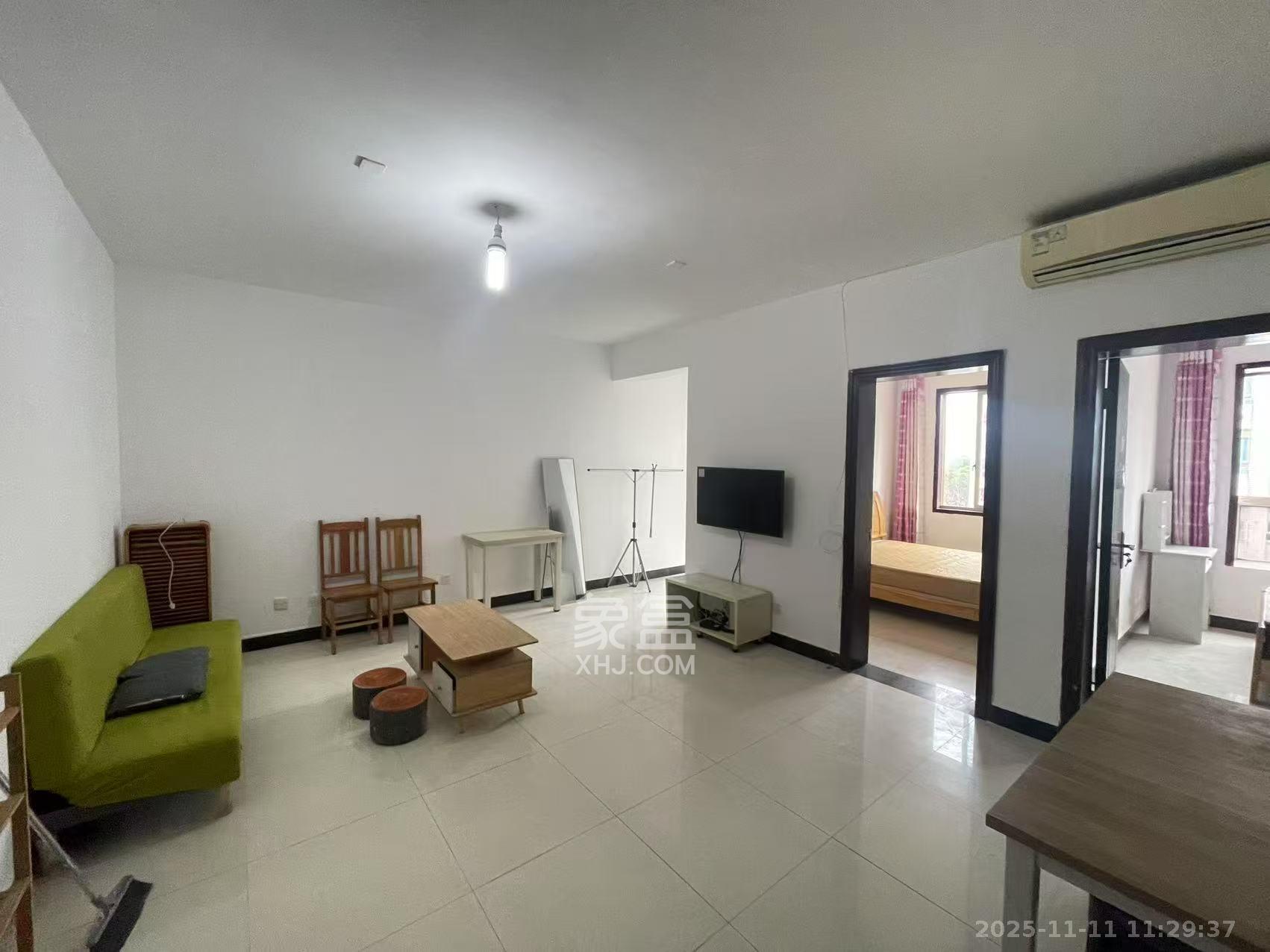 白沙晶城  1室1厅1卫    2200.0元/月室内图