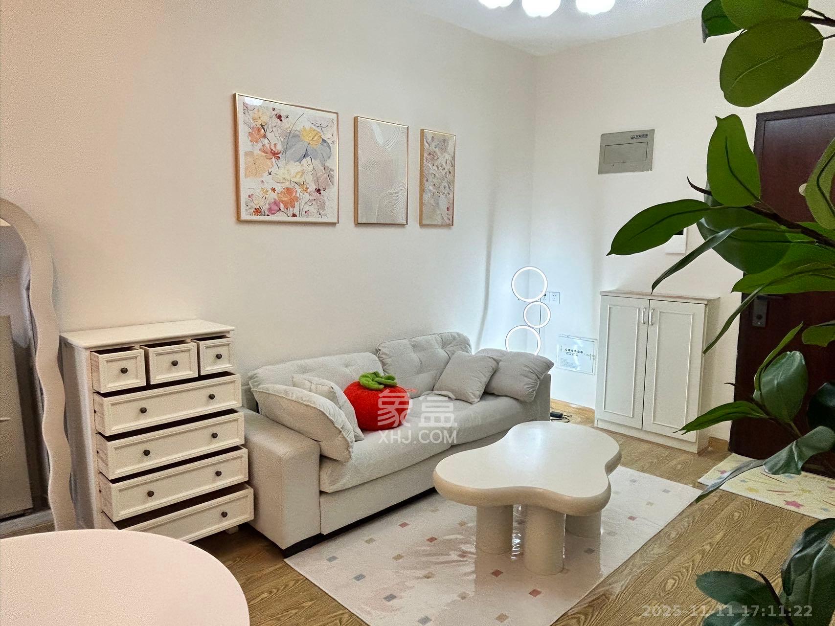 北辰三角洲E3区  1室1厅1卫    2300.0元/月室内图