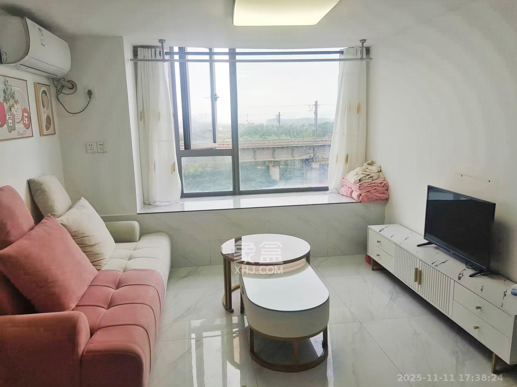 信诚湘江揽月（至善美景大厦）  2室2厅1卫    1700.0元/月室内图