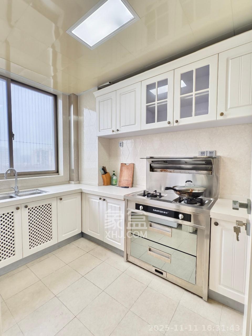 西岸润泽府  4室2厅2卫    4500.0元/月室内图