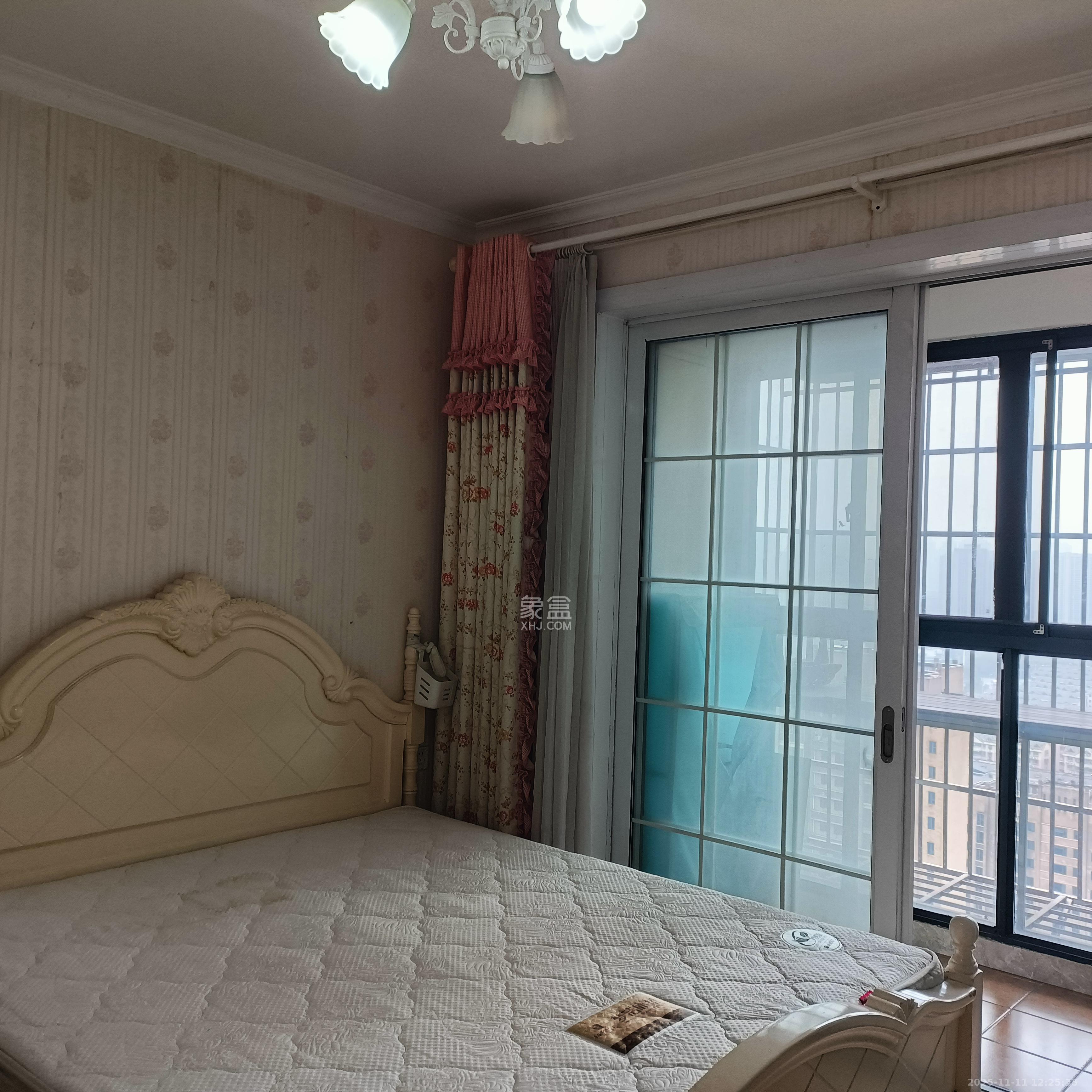 鑫科明珠  2室2厅1卫    2100.0元/月室内图