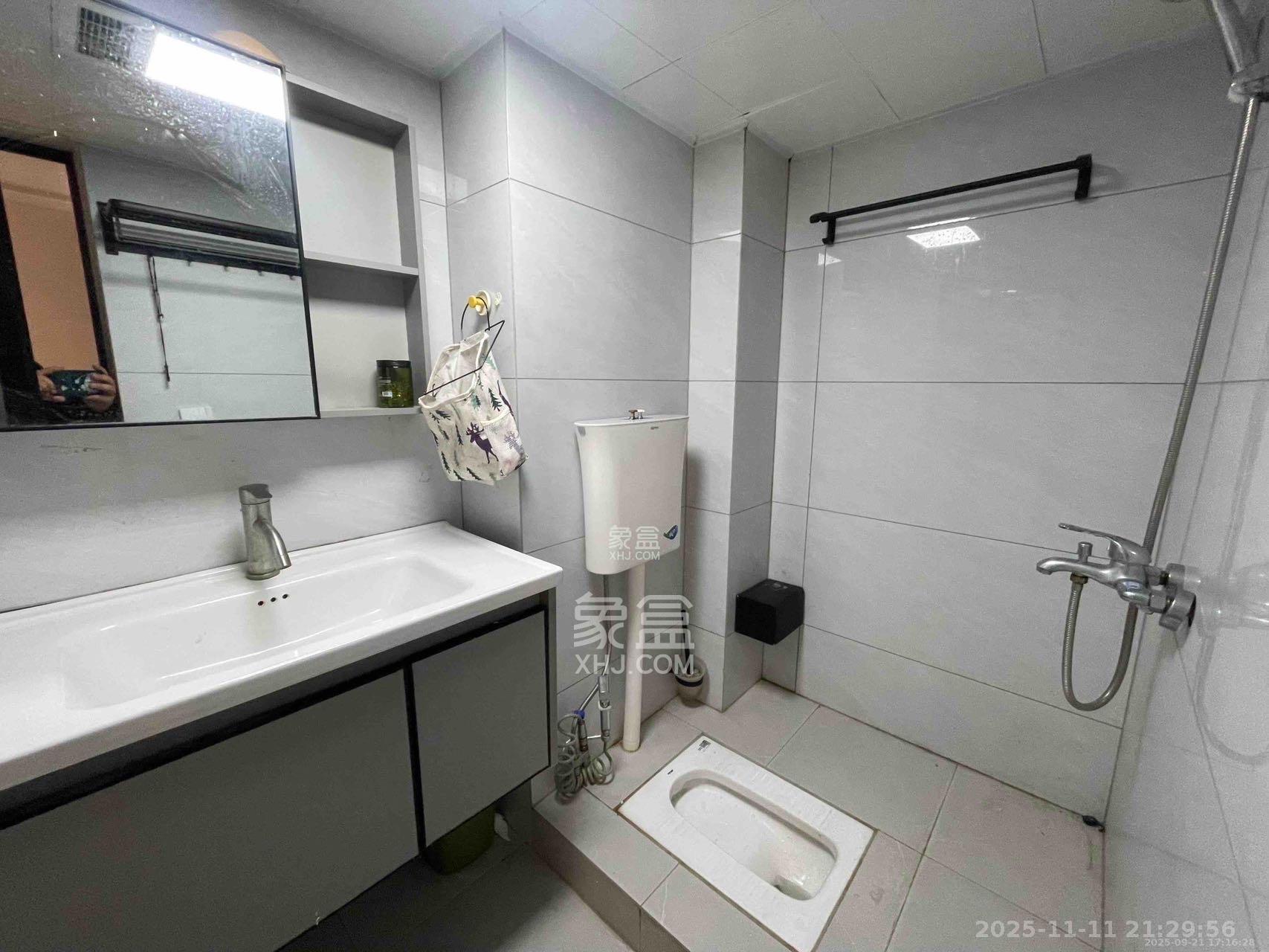 旺德府万象时代  1室1厅1卫    1350.0元/月室内图