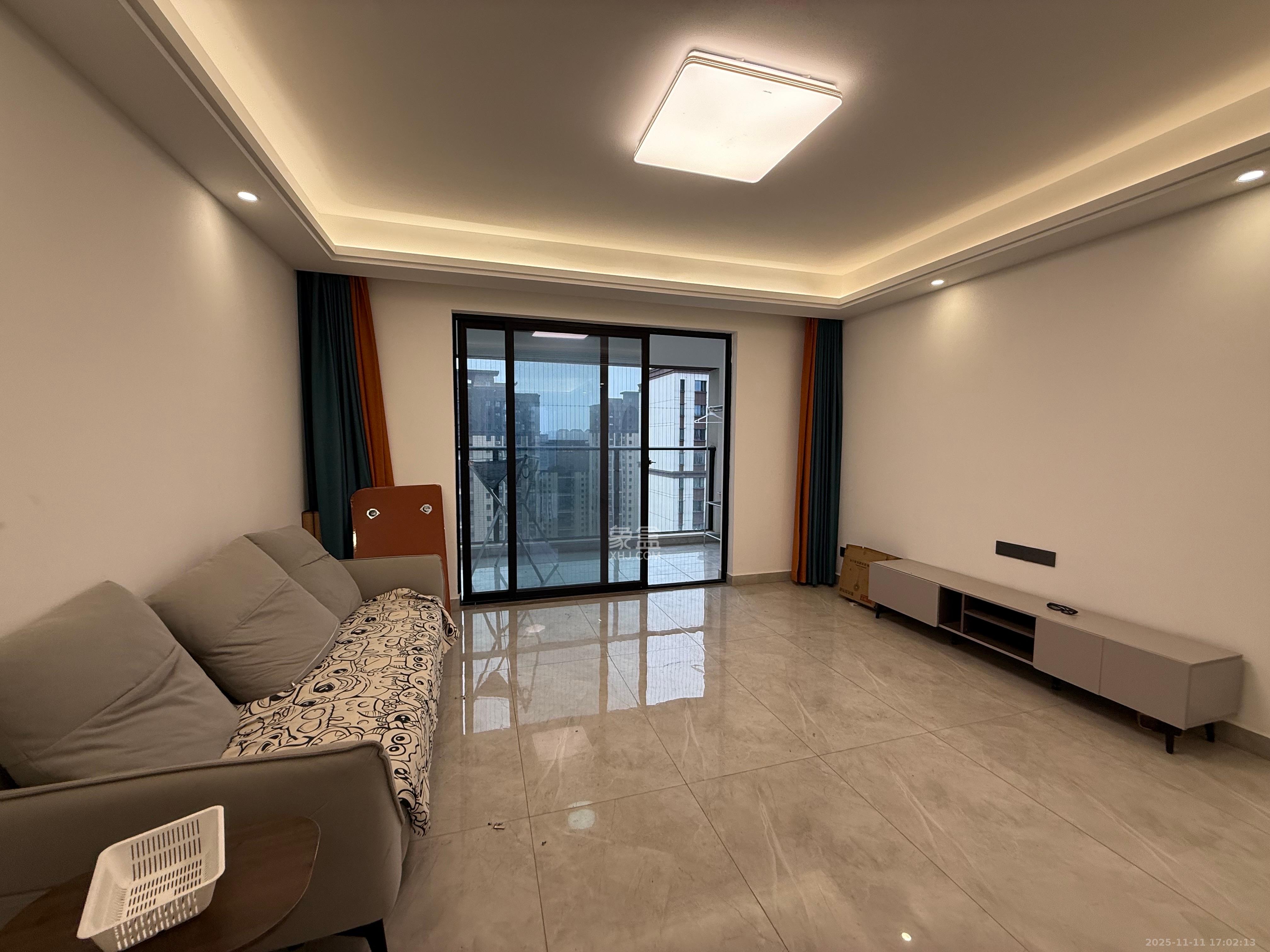 金富湘江悦城 4室2厅2卫 2900.0元/月 金富湘江悦城 4室2厅2卫 2900.0元/月室内图