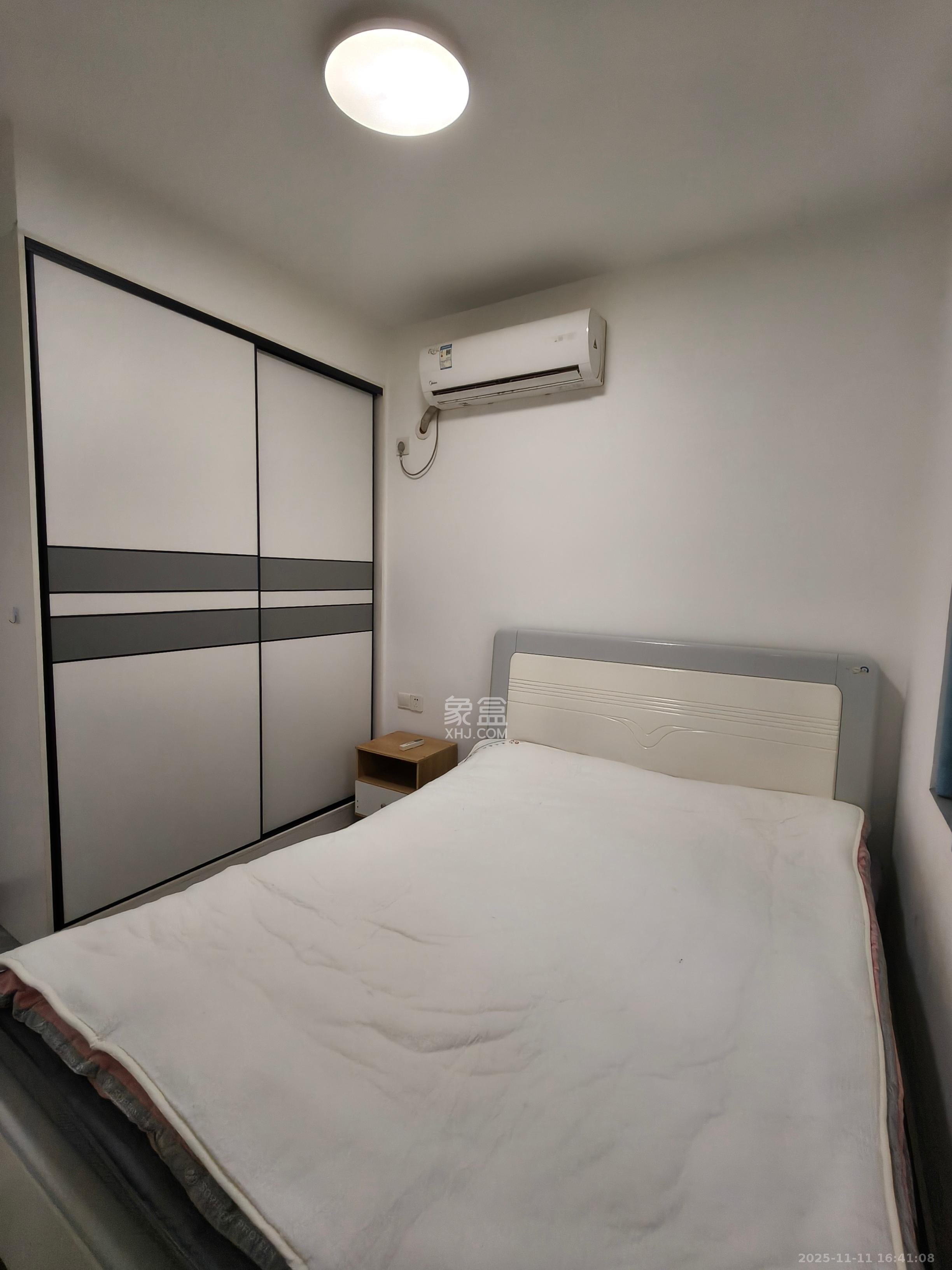 星城新宇川河苑  1室1厅1卫    1300.0元/月室内图